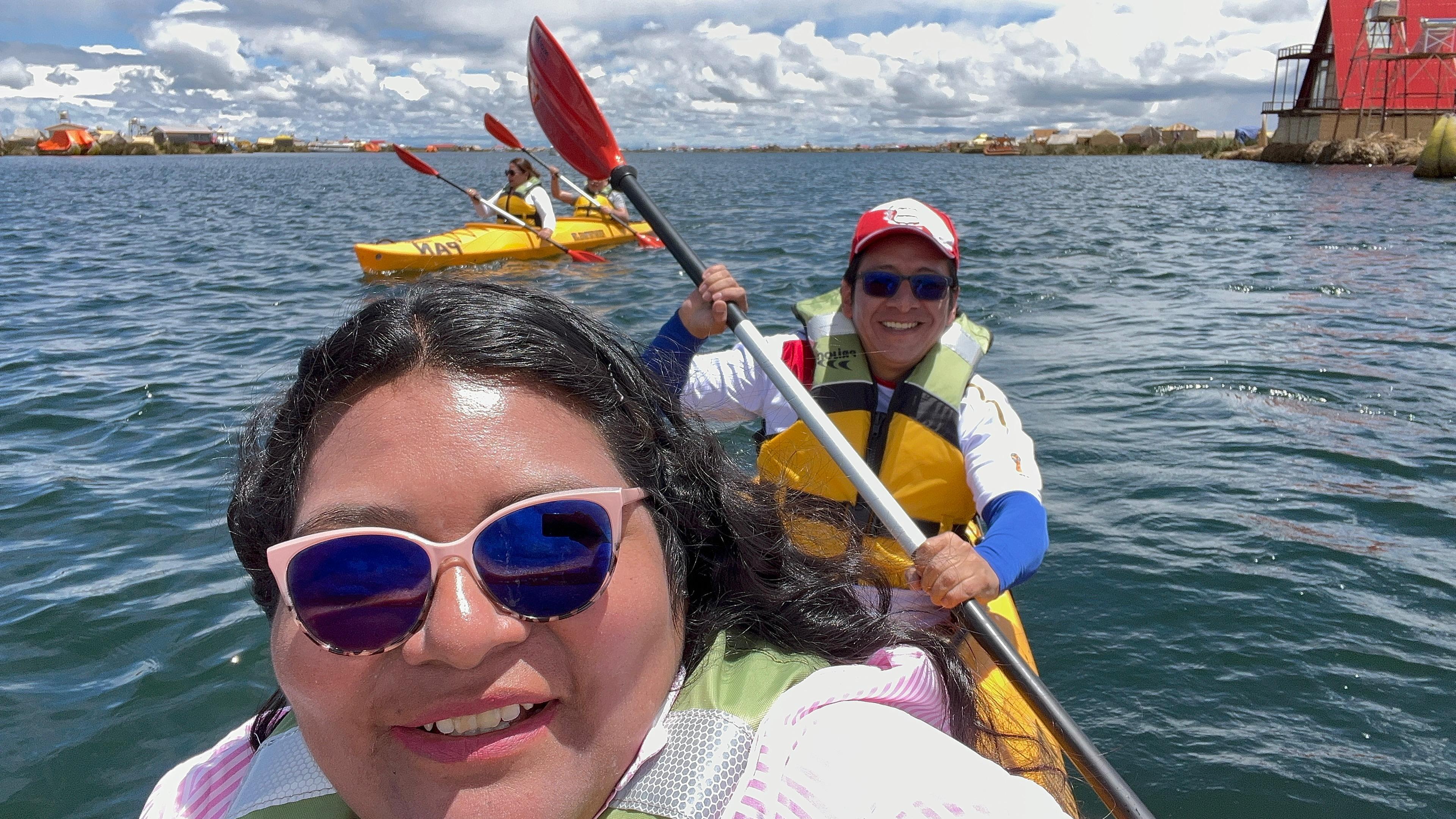 Aventura de Caiaque às Ilhas Uros e Reserva do Titicaca