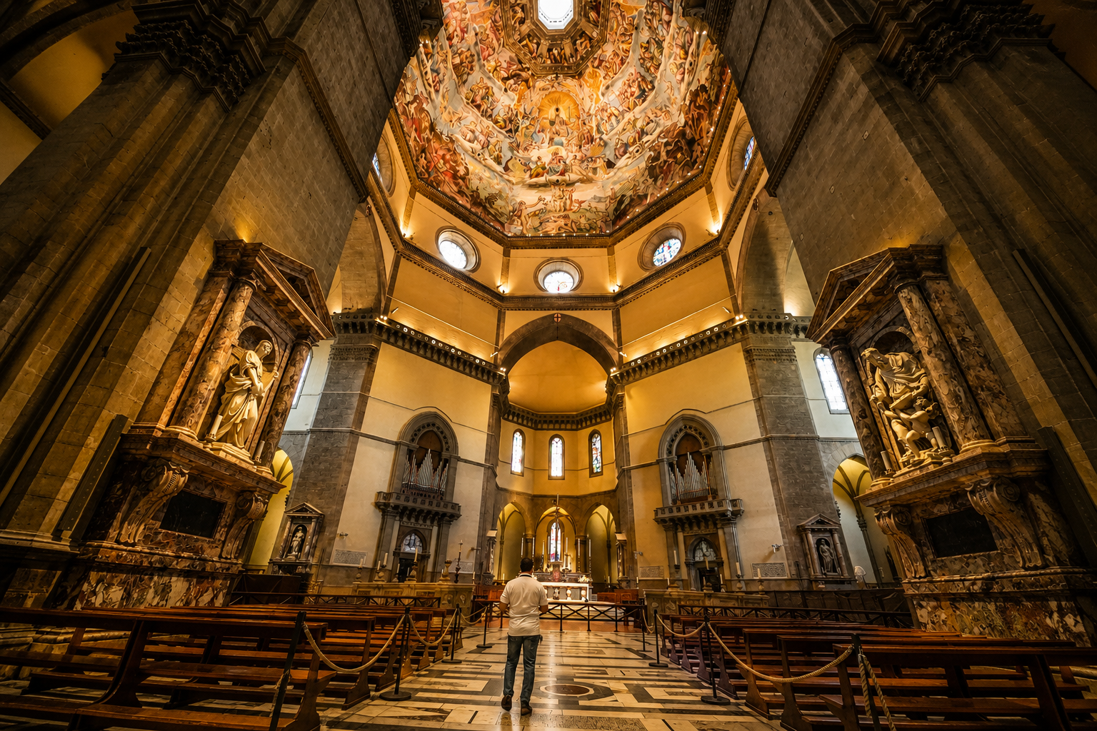 Duomo Early Entry with Key Holder & Dome Climb