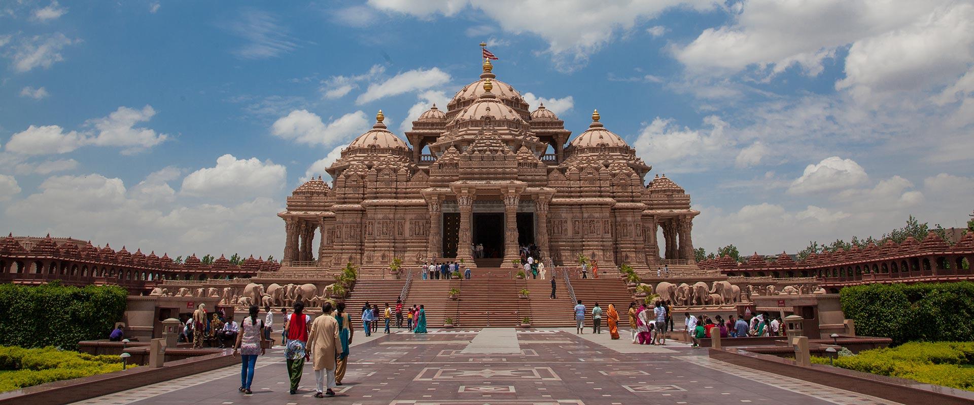 Delhi Akshardham Temple Private Tour & Evening Light Show
