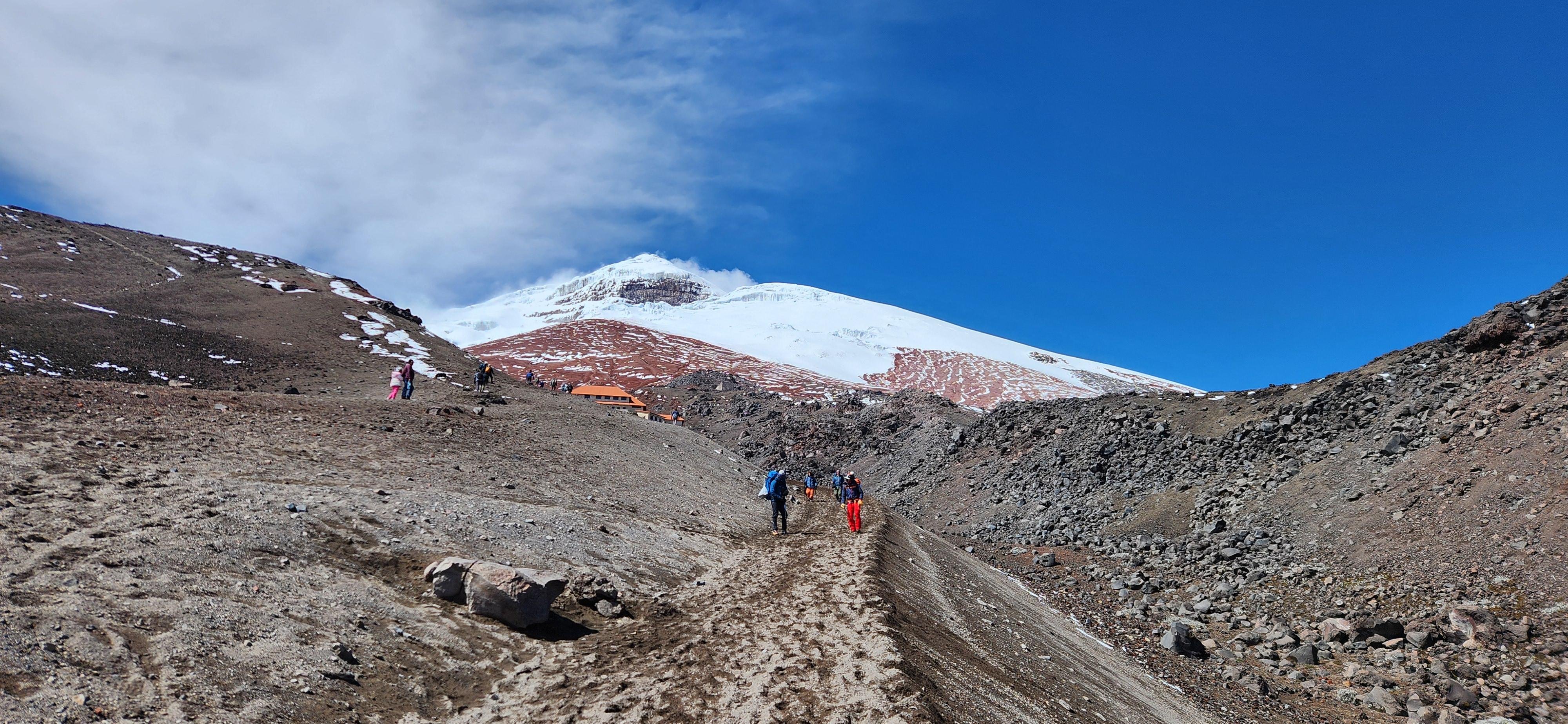 Private Andes Road Trip: Cotopaxi & Quilotoa Lagoon