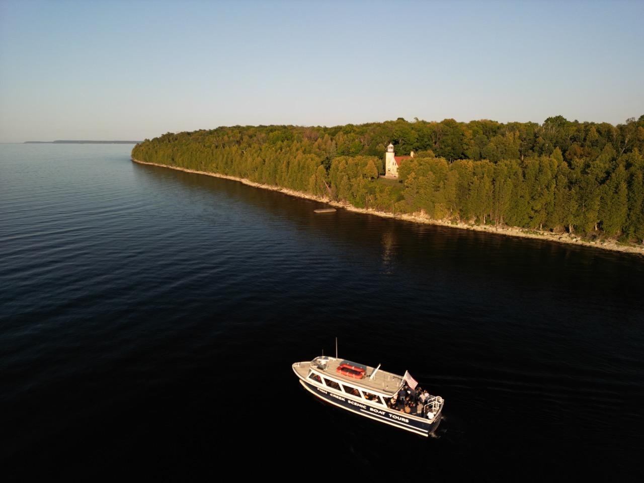 Peninsula Park Shoreline & Lighthouse Cruise