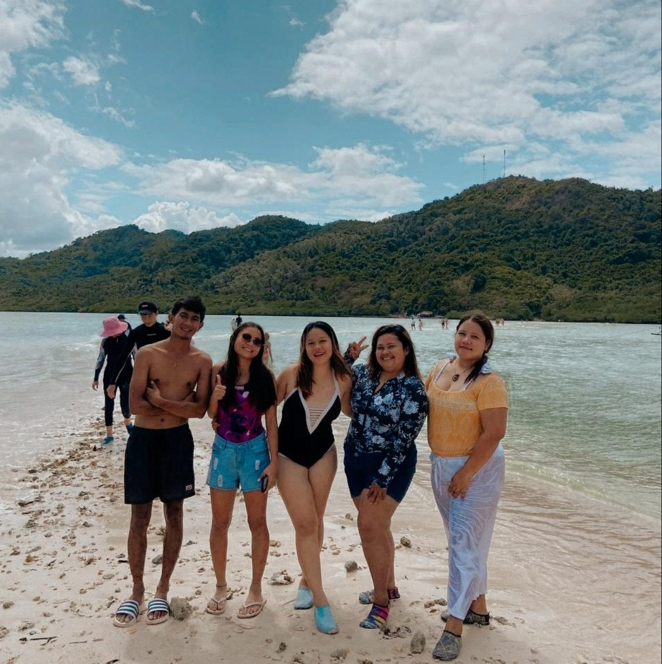 El Nido Island Hopping Tour B: Lagoons & Caves