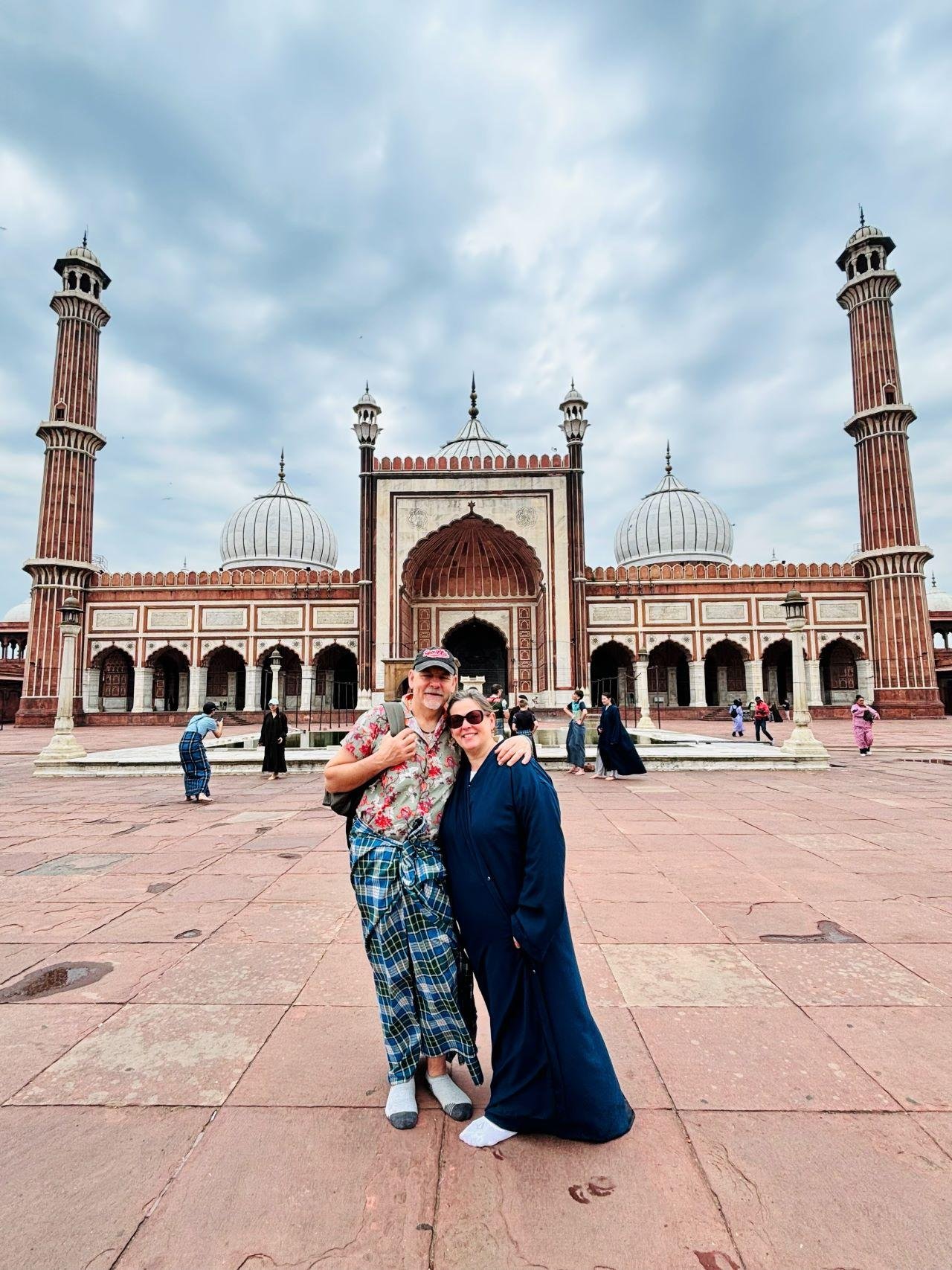 Delhi Personal Shopping Tour with Local Female Expert