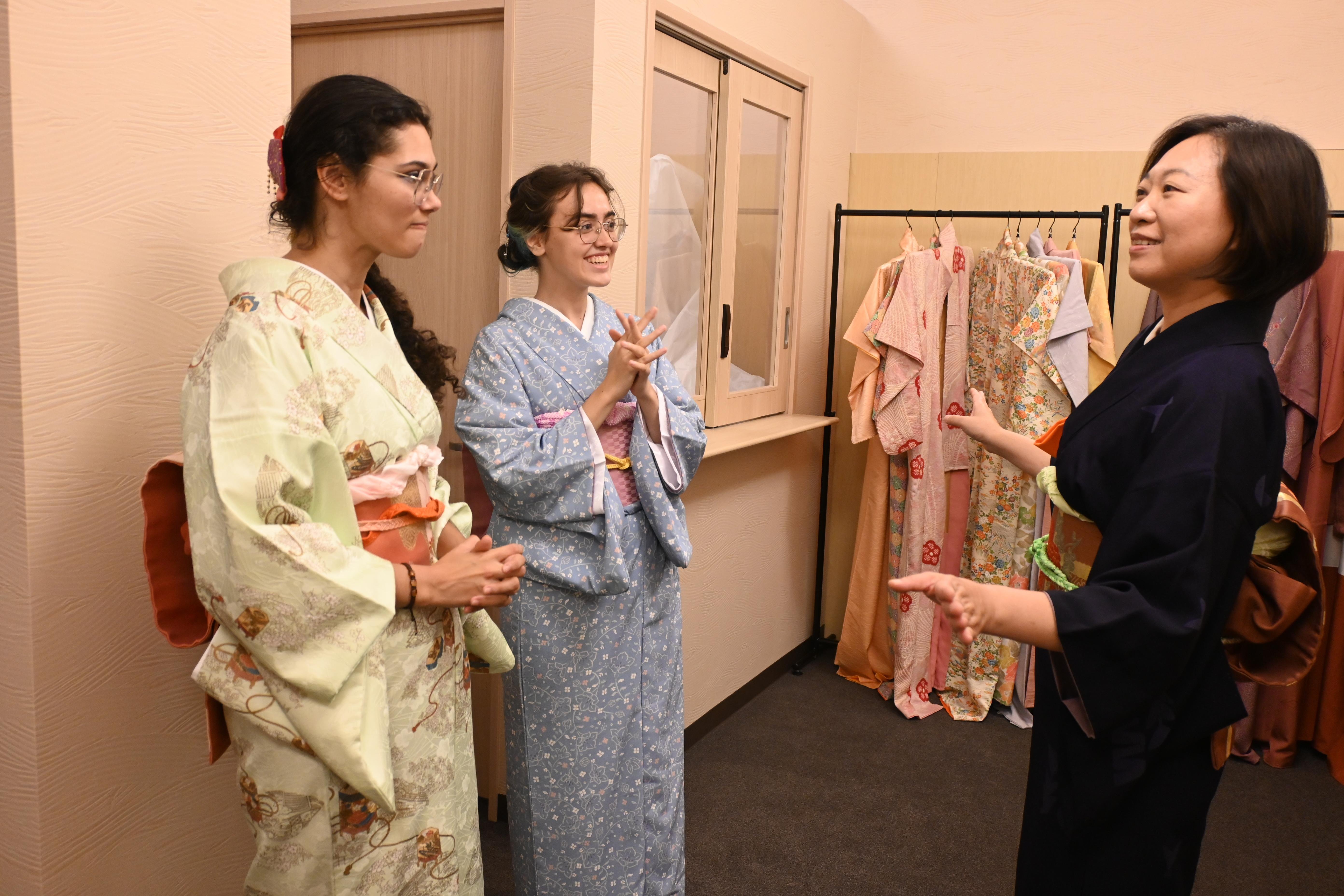 Osaka Cultural Arts: Kimono, Tea Ceremony & Calligraphy Experience