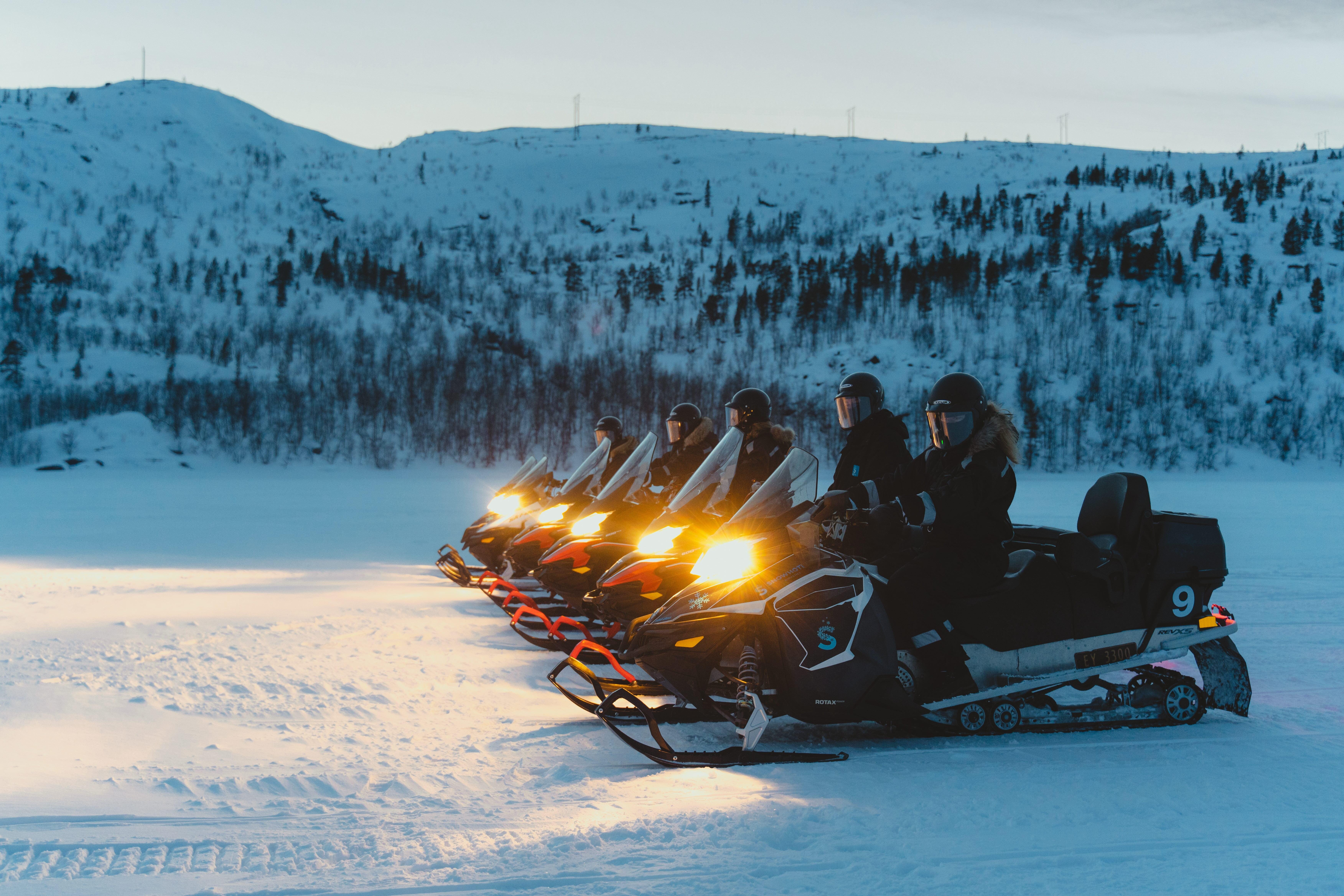 Kirkenes Snowmobile Safari with Hotel Transfer