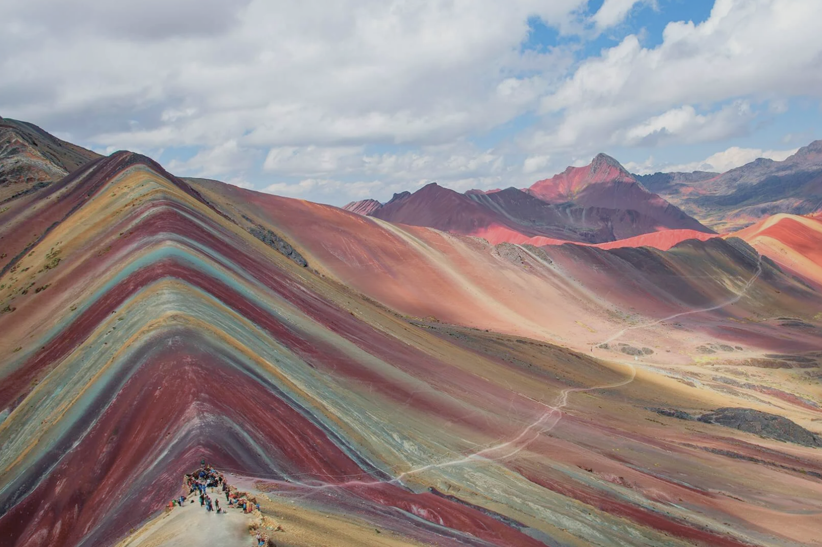 Private Rainbow Mountain & Red Valley Trek