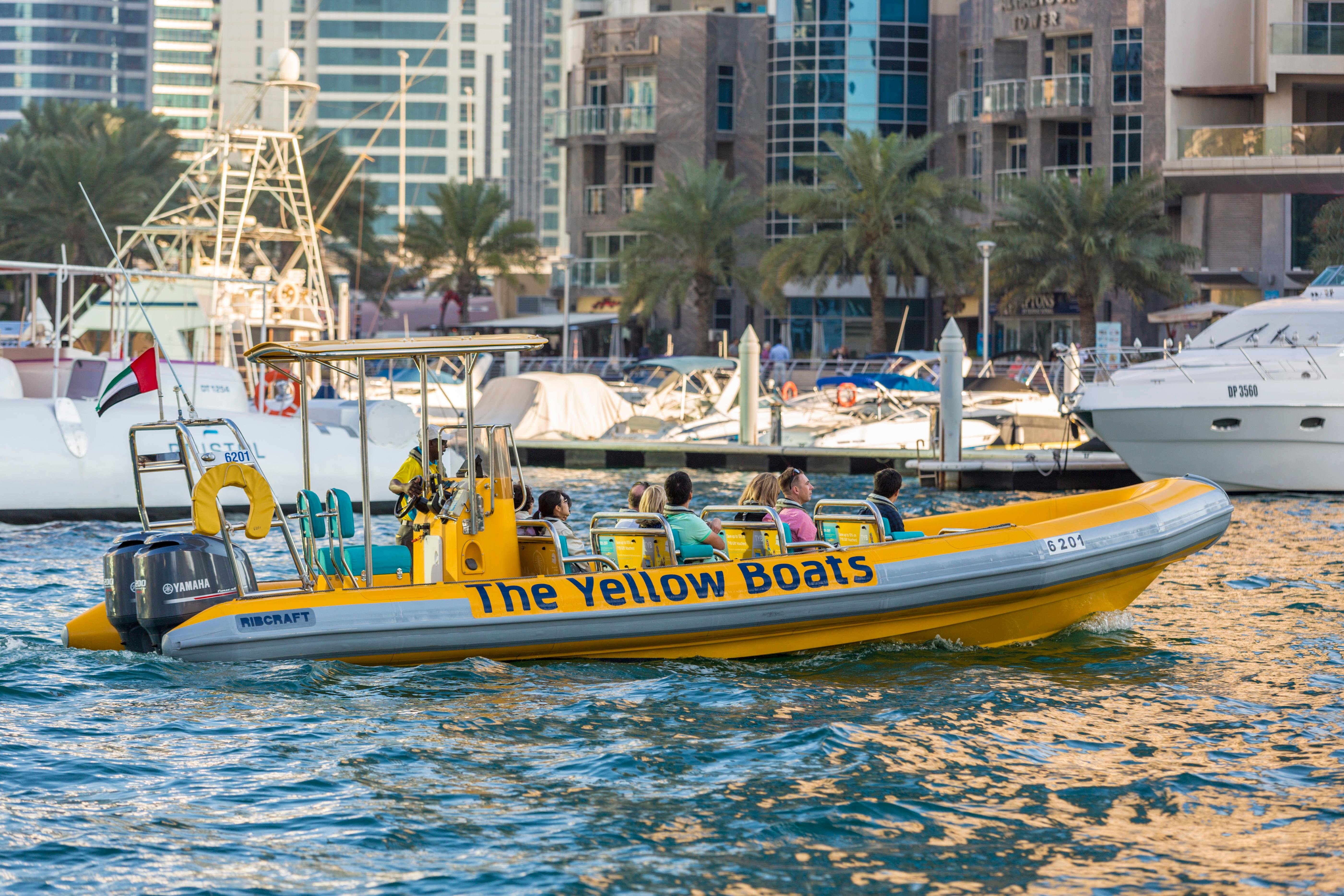 Dubai Marina Speedboat Sightseeing Tour