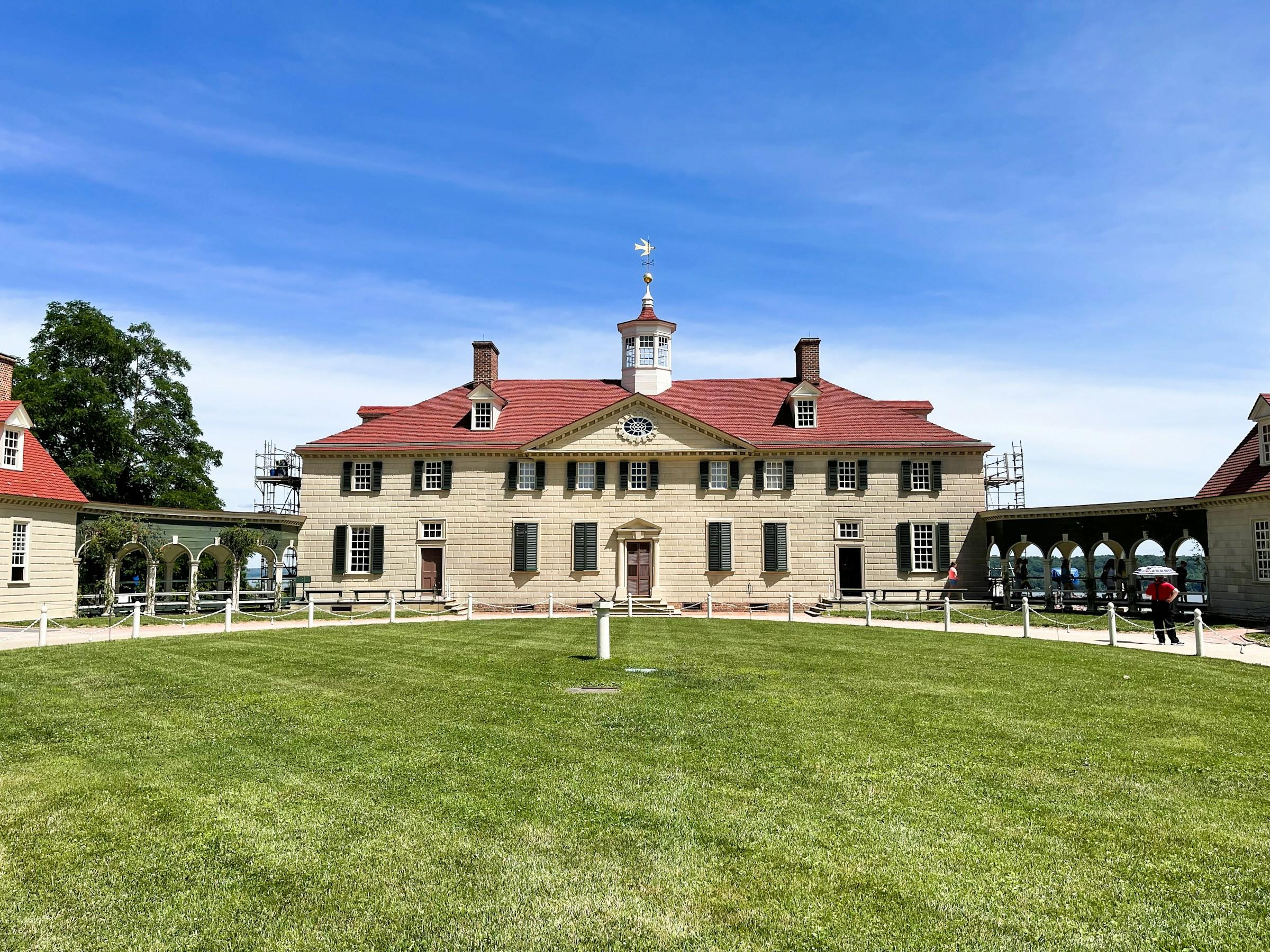 Mount Vernon Estate & Old Town Alexandria Tour from Washington DC