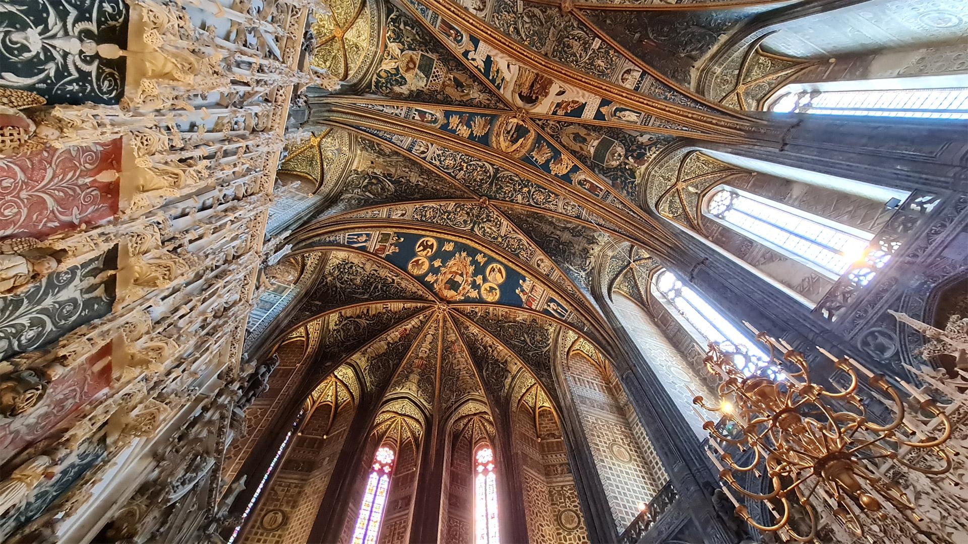 Albi and Cordes-sur-Ciel: Medieval History Day Trip