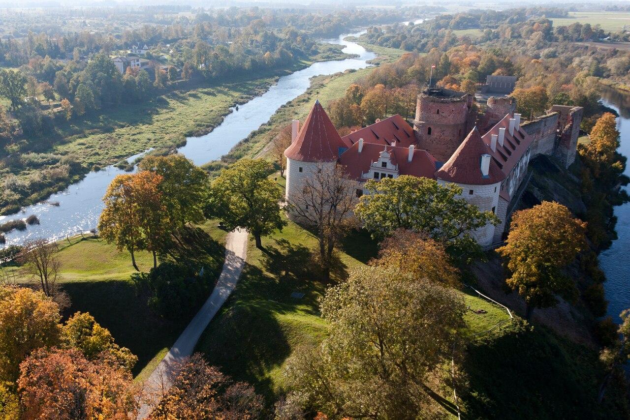 Riga to Vilnius Historical Journey
