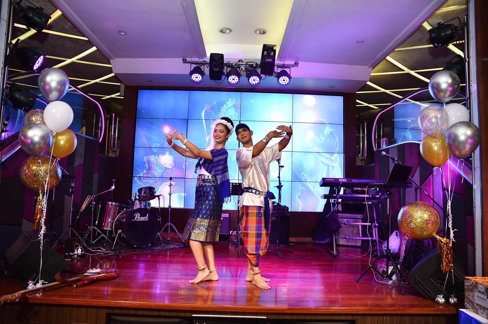 Wonderful Pearl Luxury Dinner Cruise on the Chao Phraya