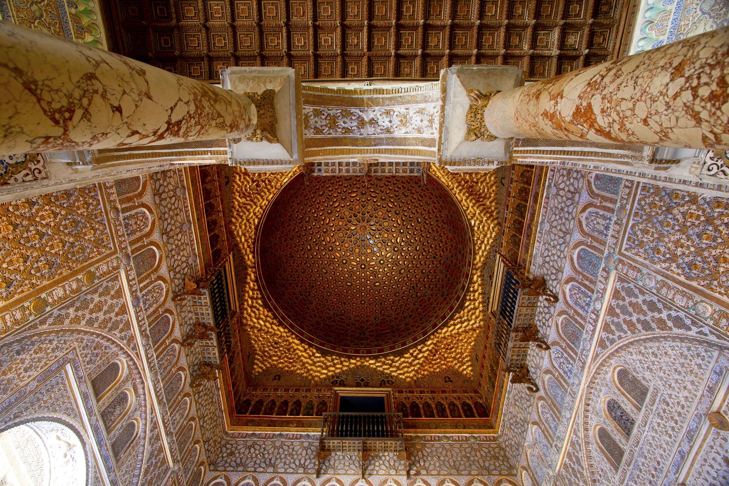 Seville: Royal Alcázar Small-Group Premium Tour