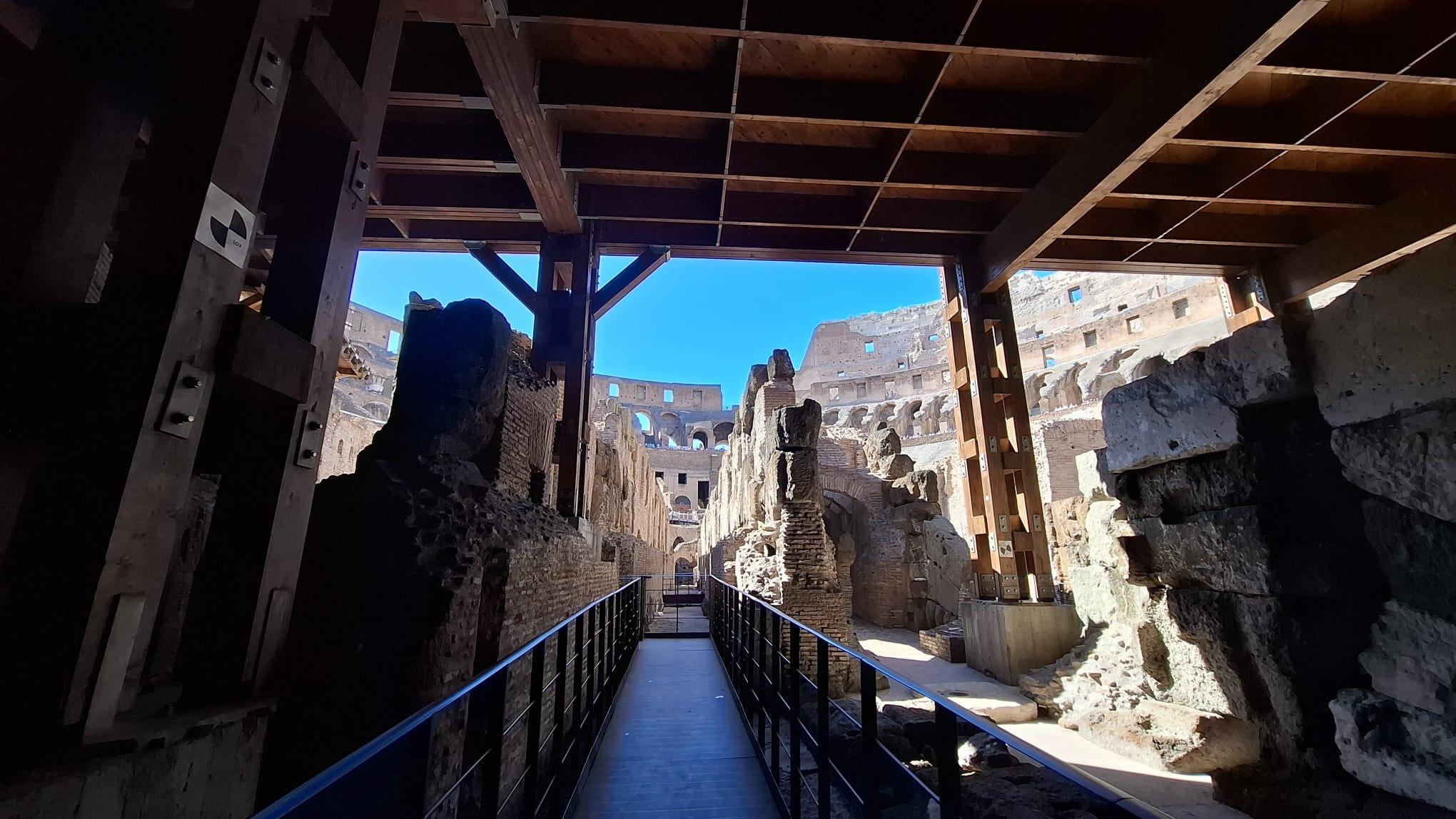 Colosseum underground and arena floor guided tour — image 3