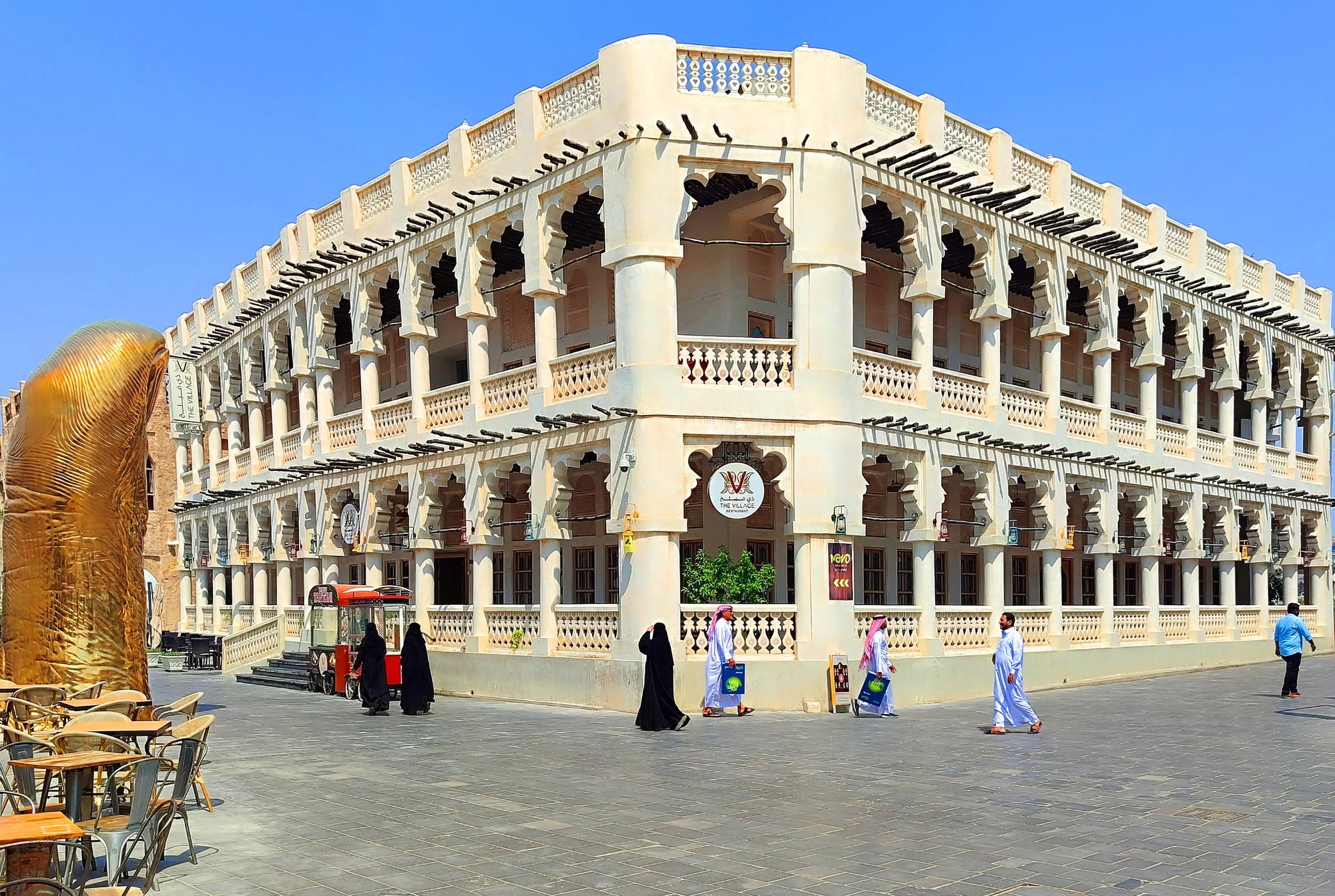 Doha Layover Express: 4-Hour City Discovery Tour