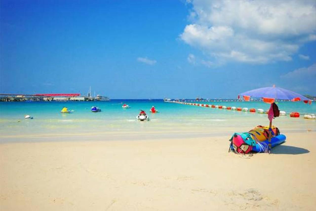 Coral Island Adventure: Speedboat, Sea Walking & Lunch