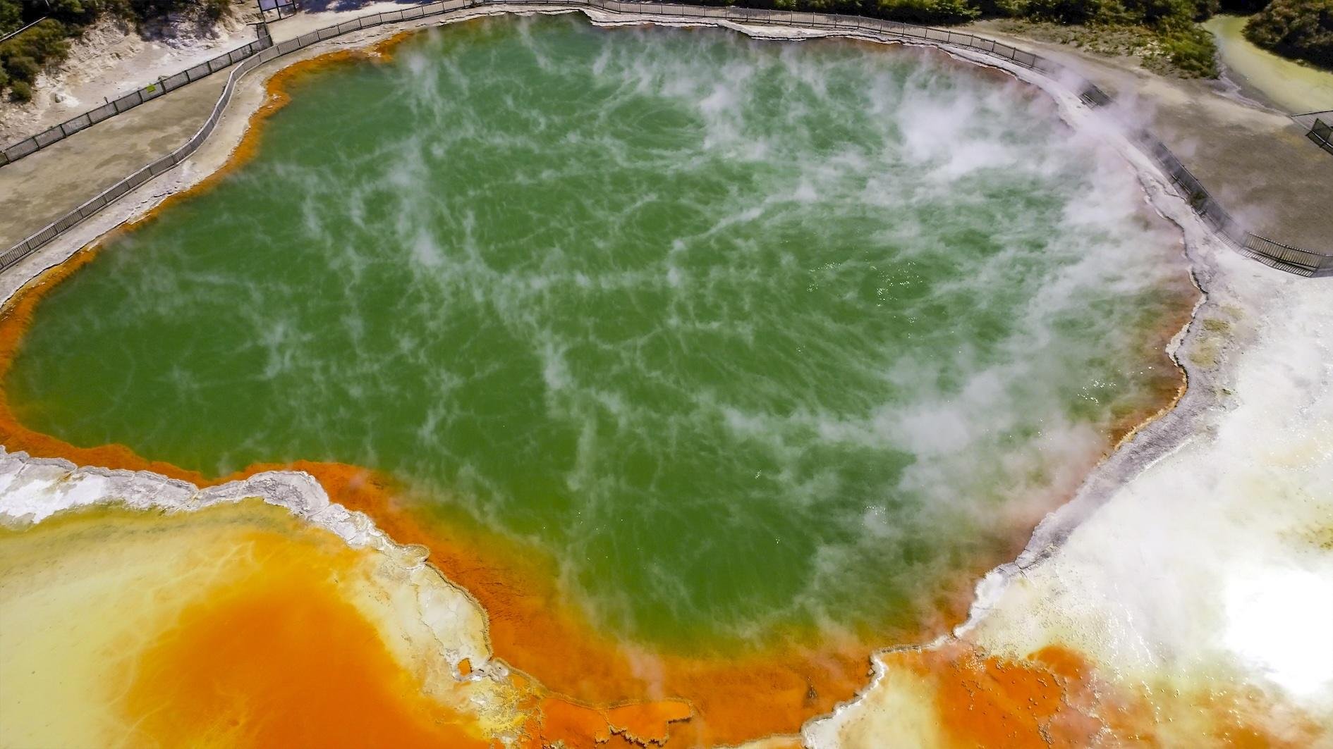 Wai-O-Tapu Thermal Wonderland Rotorua — Champagne Pool and Artist's Palette — image 5