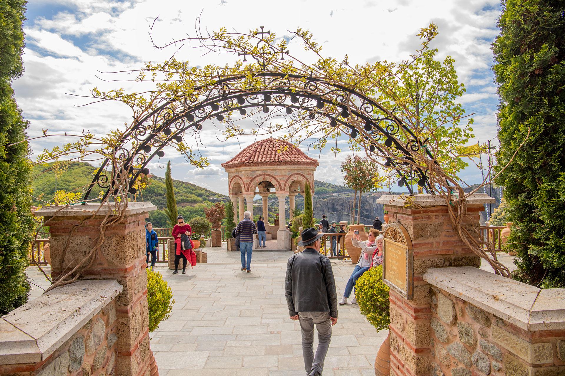 Athens to Meteora: Full-Day Trip with Monastery Visits, Caves & Coastal Stops