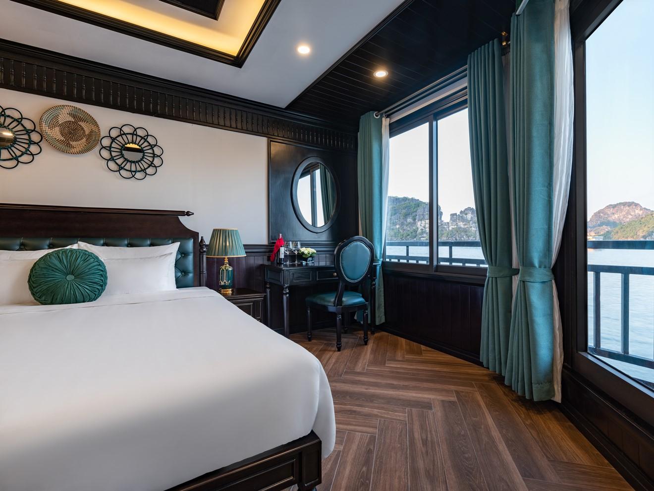 Ha Long & Lan Ha Bay 2-Day 5-Star Cruise with Free Transfer