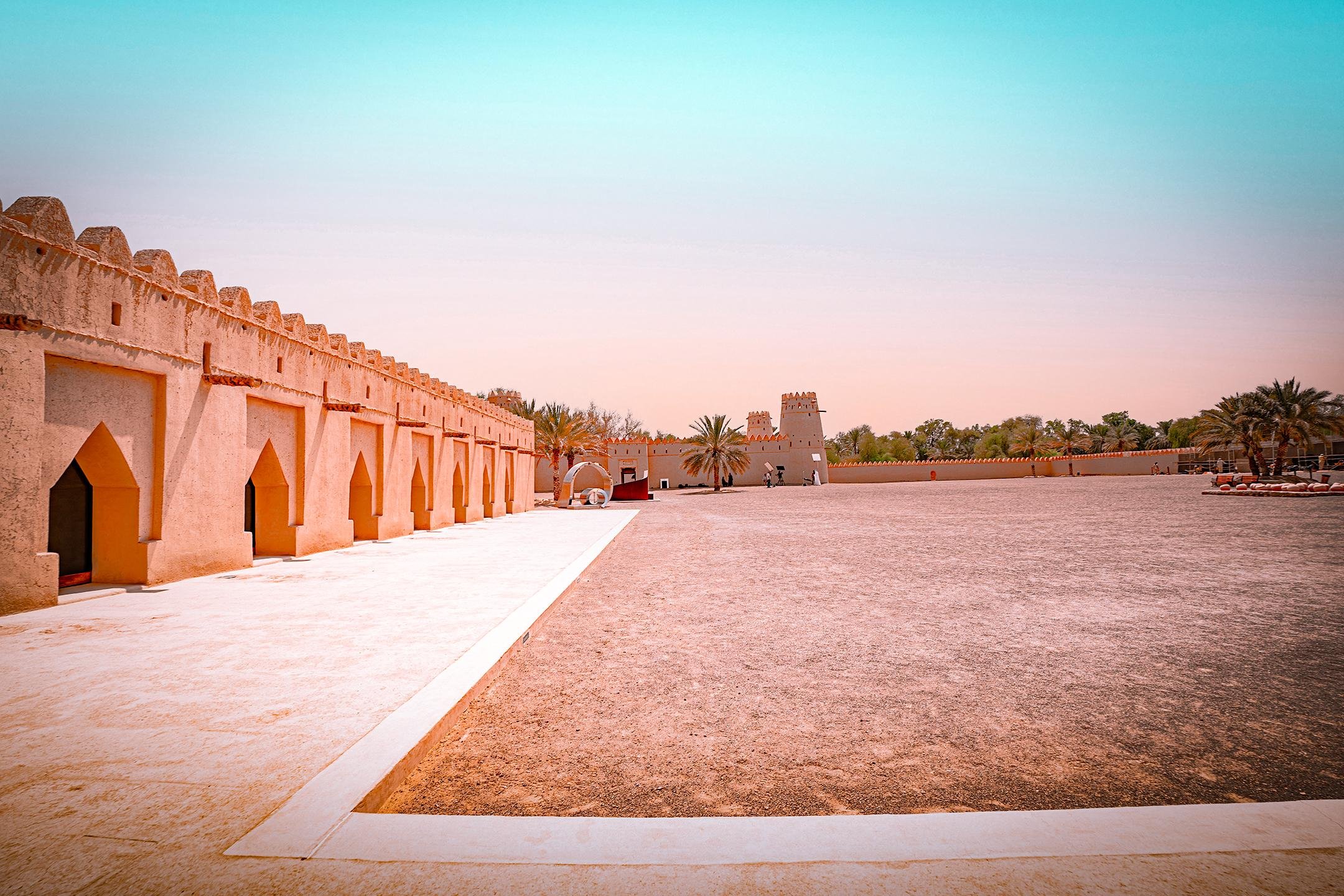 Al Ain Garden City Day Trip with Fort & Mountain