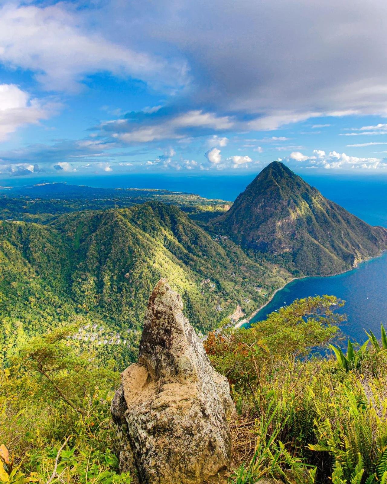 Full-Day St. Lucia Island Discovery with Lunch