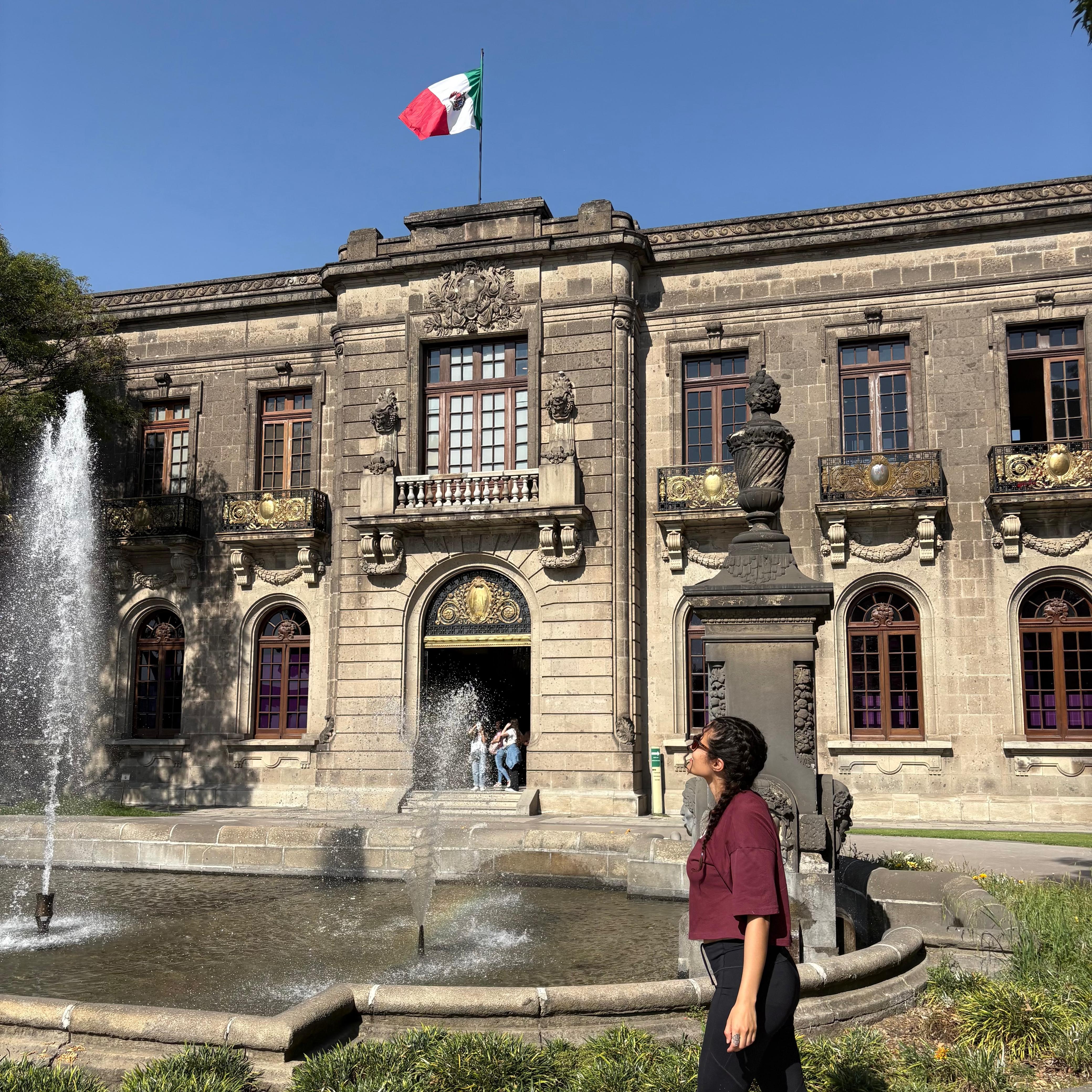 Chapultepec Castle: Private Tour with Local Guide and Tickets Included - 2026 (Verified Reviews)