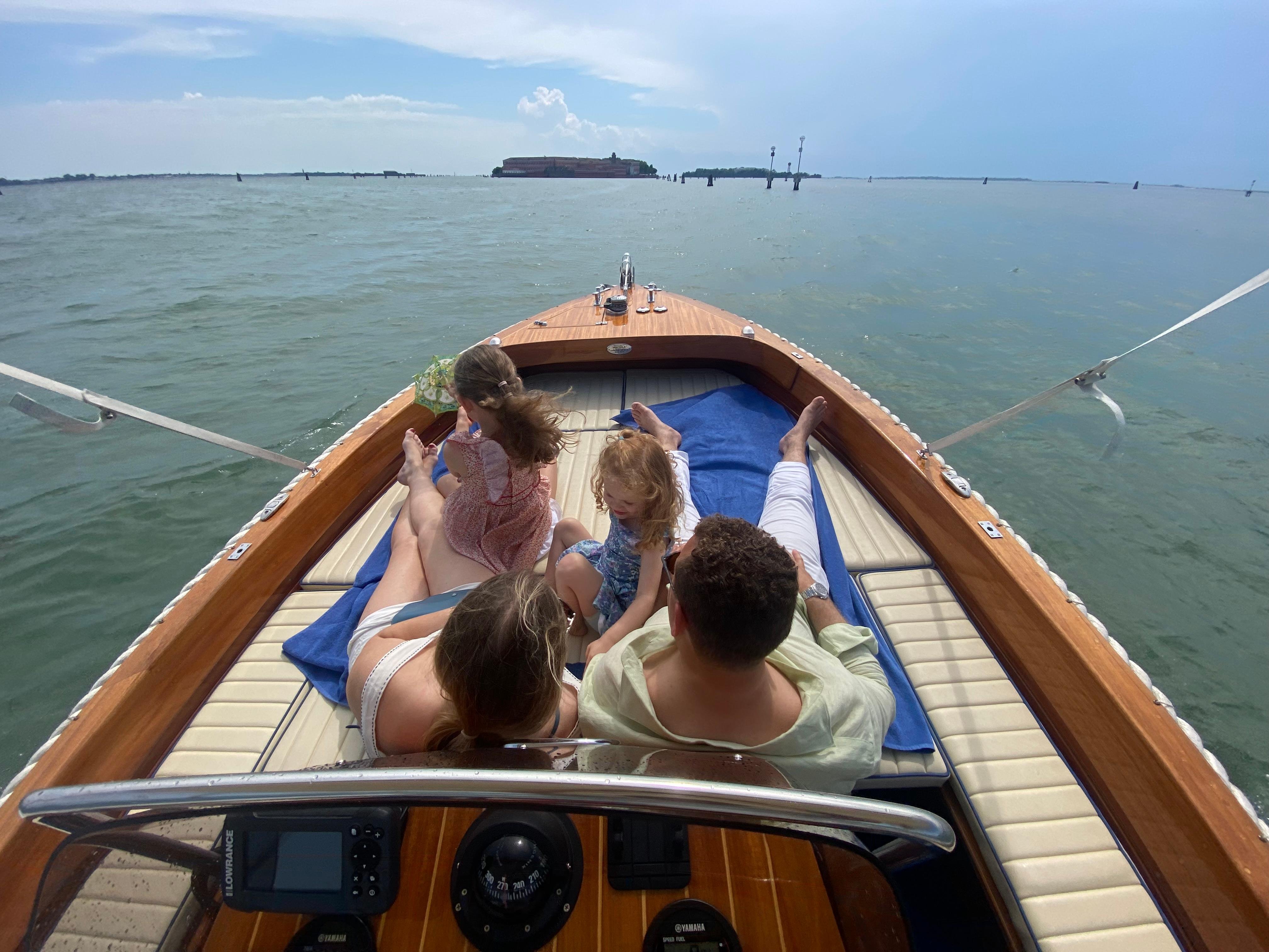 Private Lagoon Boat Tour: Murano, Burano & Torcello