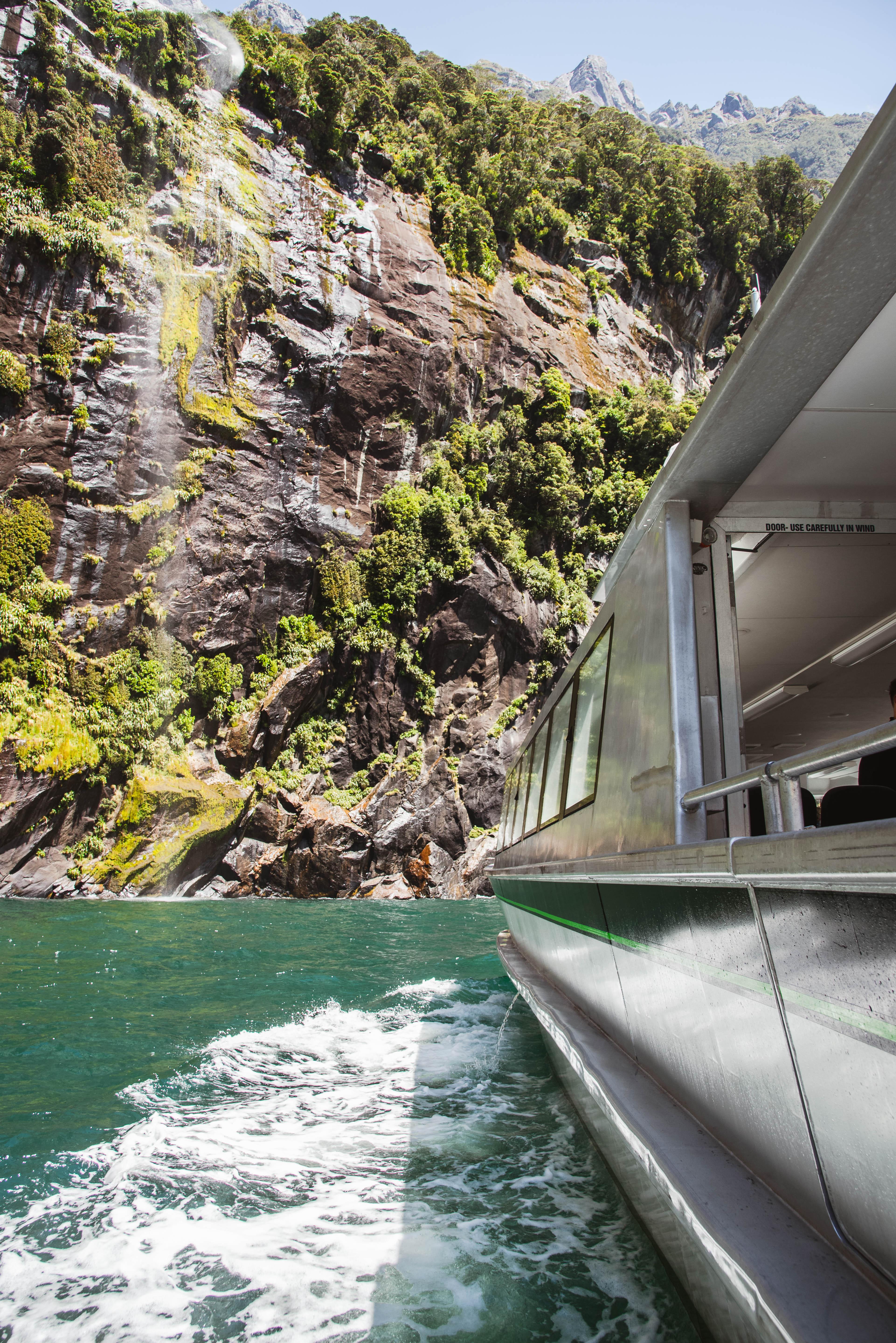 Milford Sound Small Boat Scenic Cruise