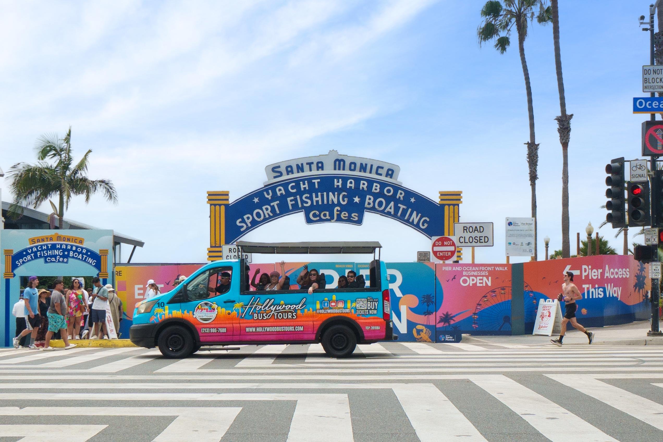 Hollywood, Beverly Hills & Celebrity Homes Tour from Santa Monica