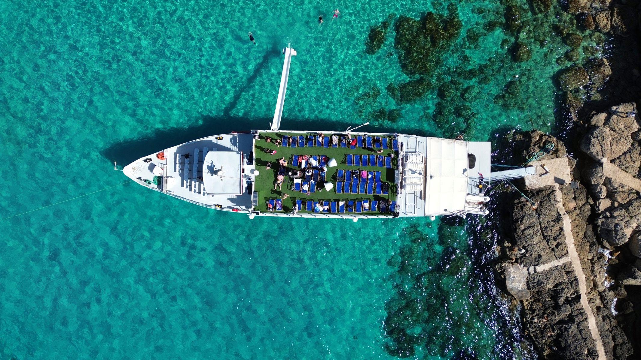 Blue Lagoon & Comino Island Cruise with Waterslide