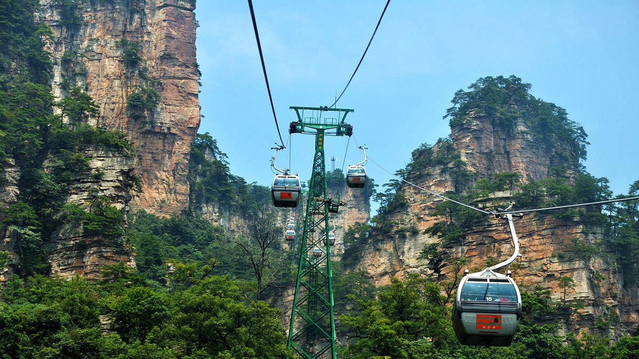 Zhangjiajie 3-Day Private Tour: Avatar Peaks, Glass Bridge & Tianmen Mountain