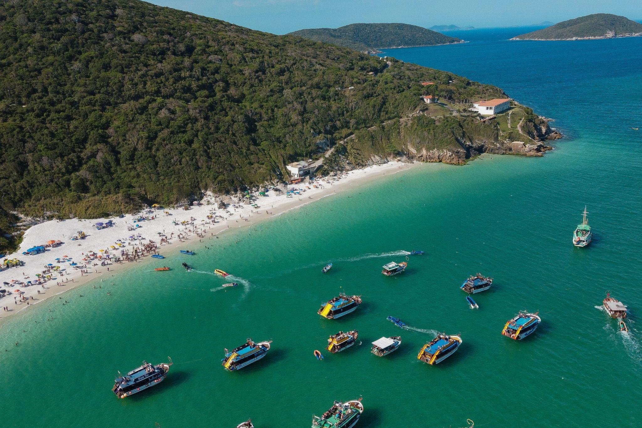 Arraial do Cabo Day Trip & Boat Cruise from Rio