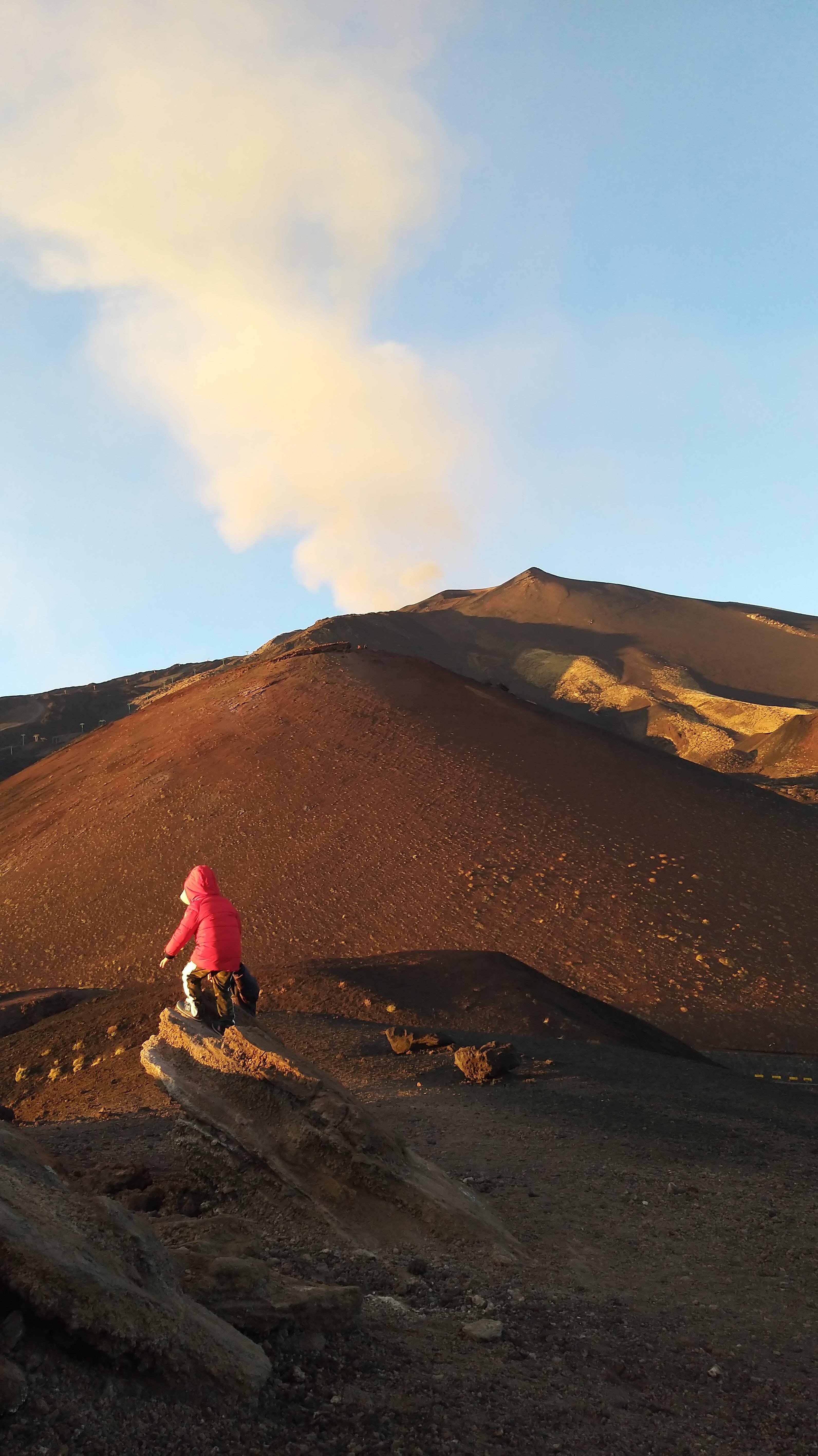 Mount Etna: Jeep hike and trekking suitable for everyone. Free shoes and jacket