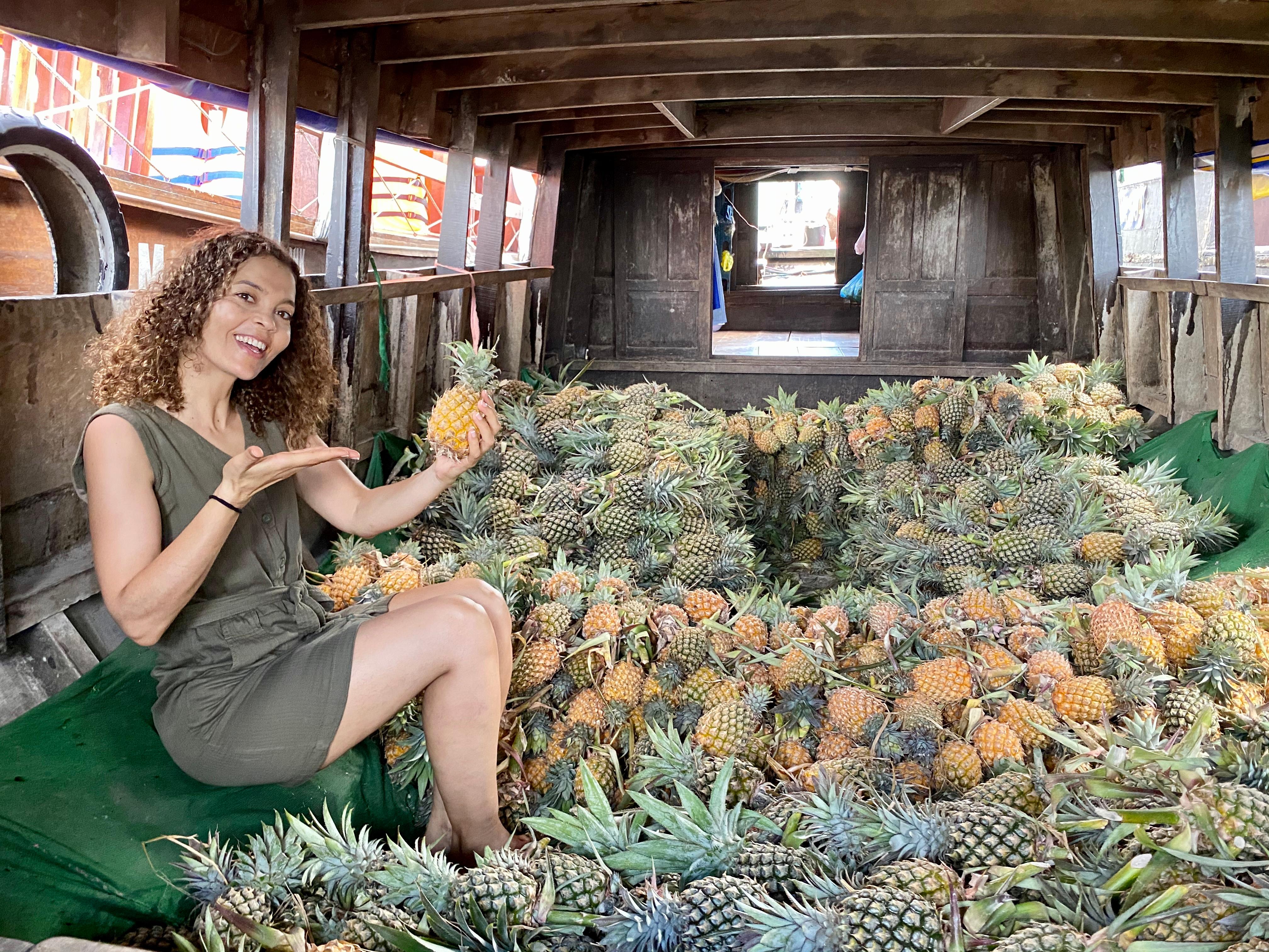Can Tho Mekong Delta: Floating Market, Secret Canals & Cacao Farm