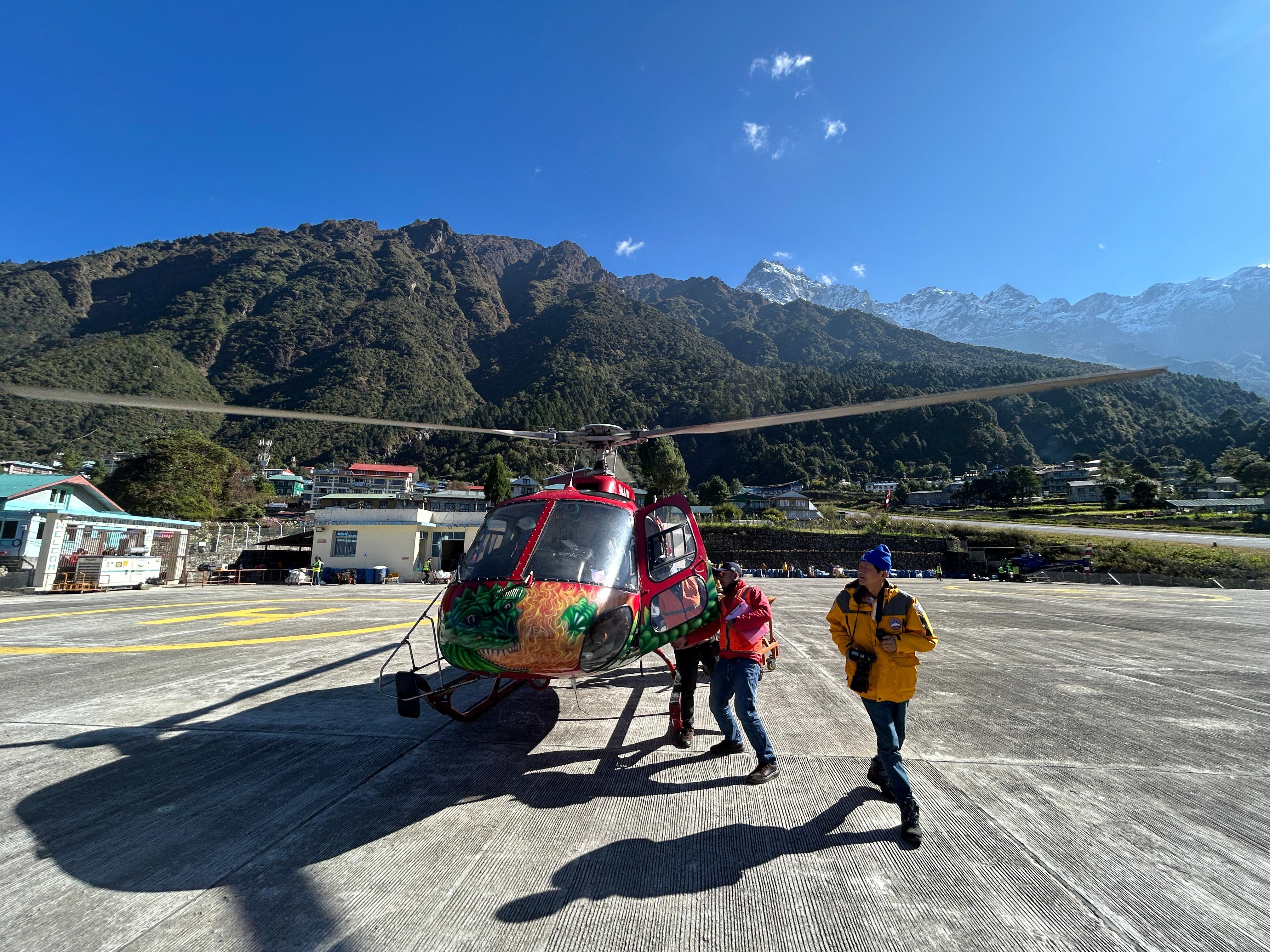 Everest Base Camp Helicopter Expedition with Breakfast
