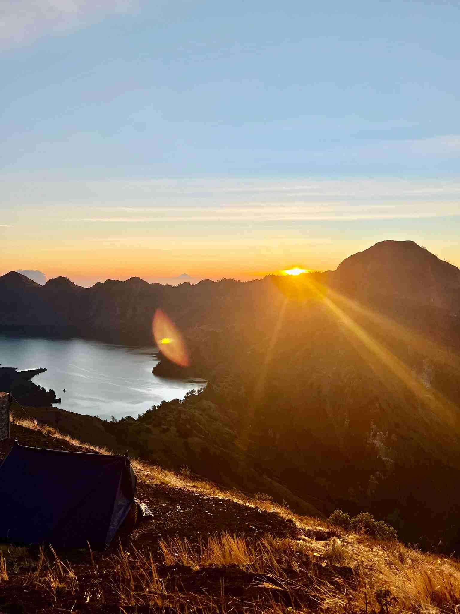 Mount Rinjani Summit Trek: 2-Day Adventure