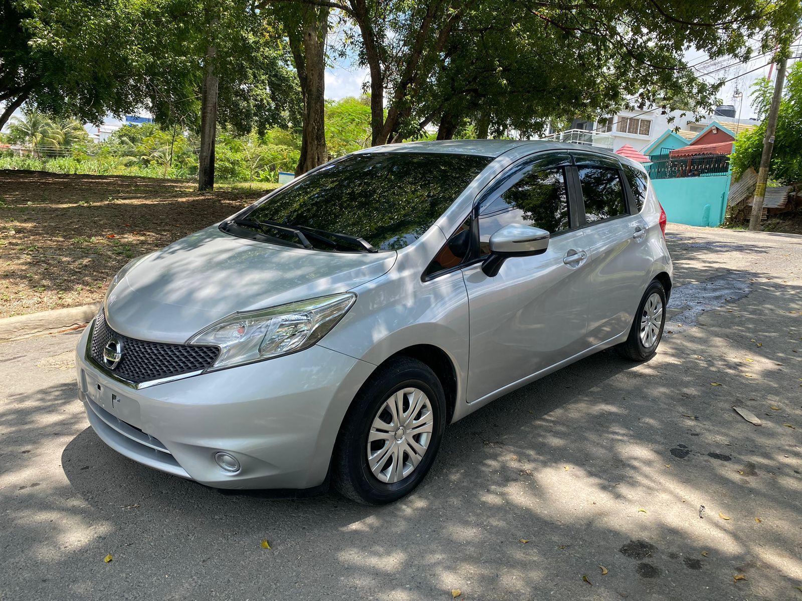 Dominican Republic Private Airport Transfer: Round-Trip Service