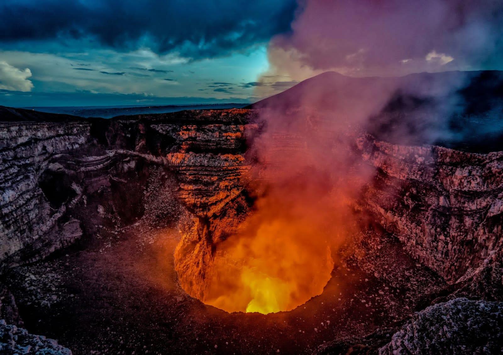 Granada, Coyotepe Fortress & Masaya Volcano Full-Day Tour