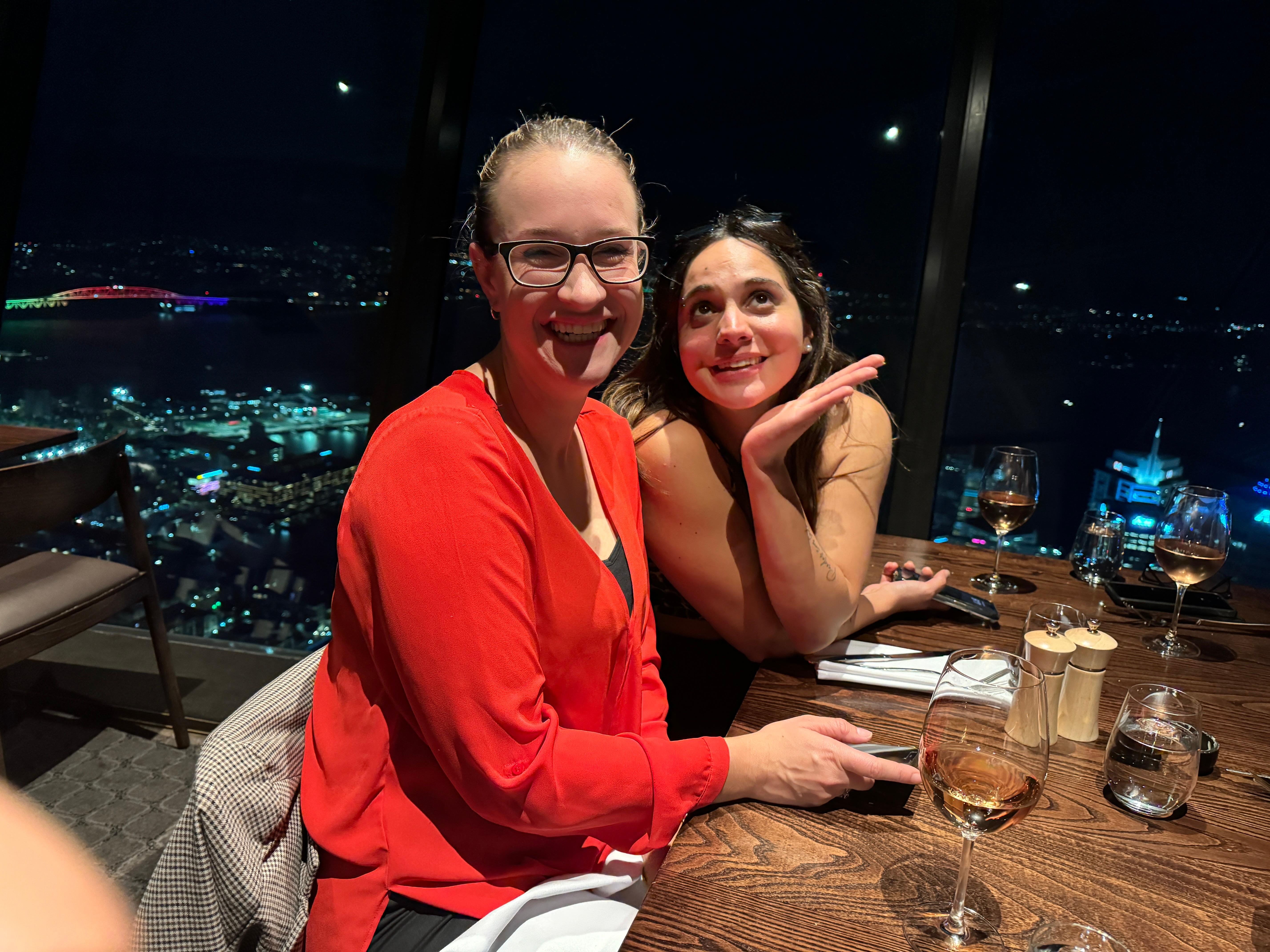 Auckland Night Tour with Sky Tower Dining Experience