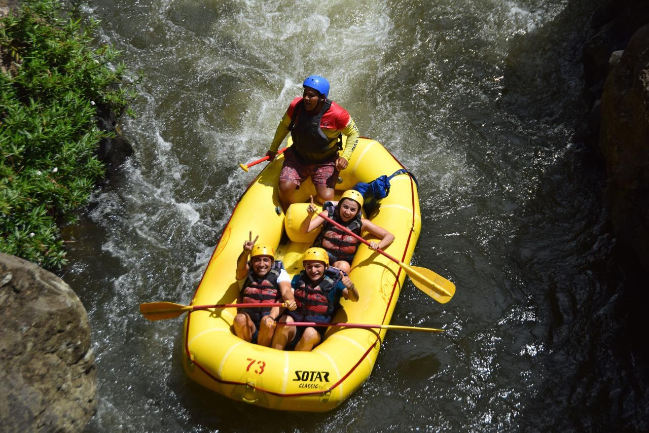 Costa Rica white water rafting on the Balsa and Pacuare rivers — rafting photo 4