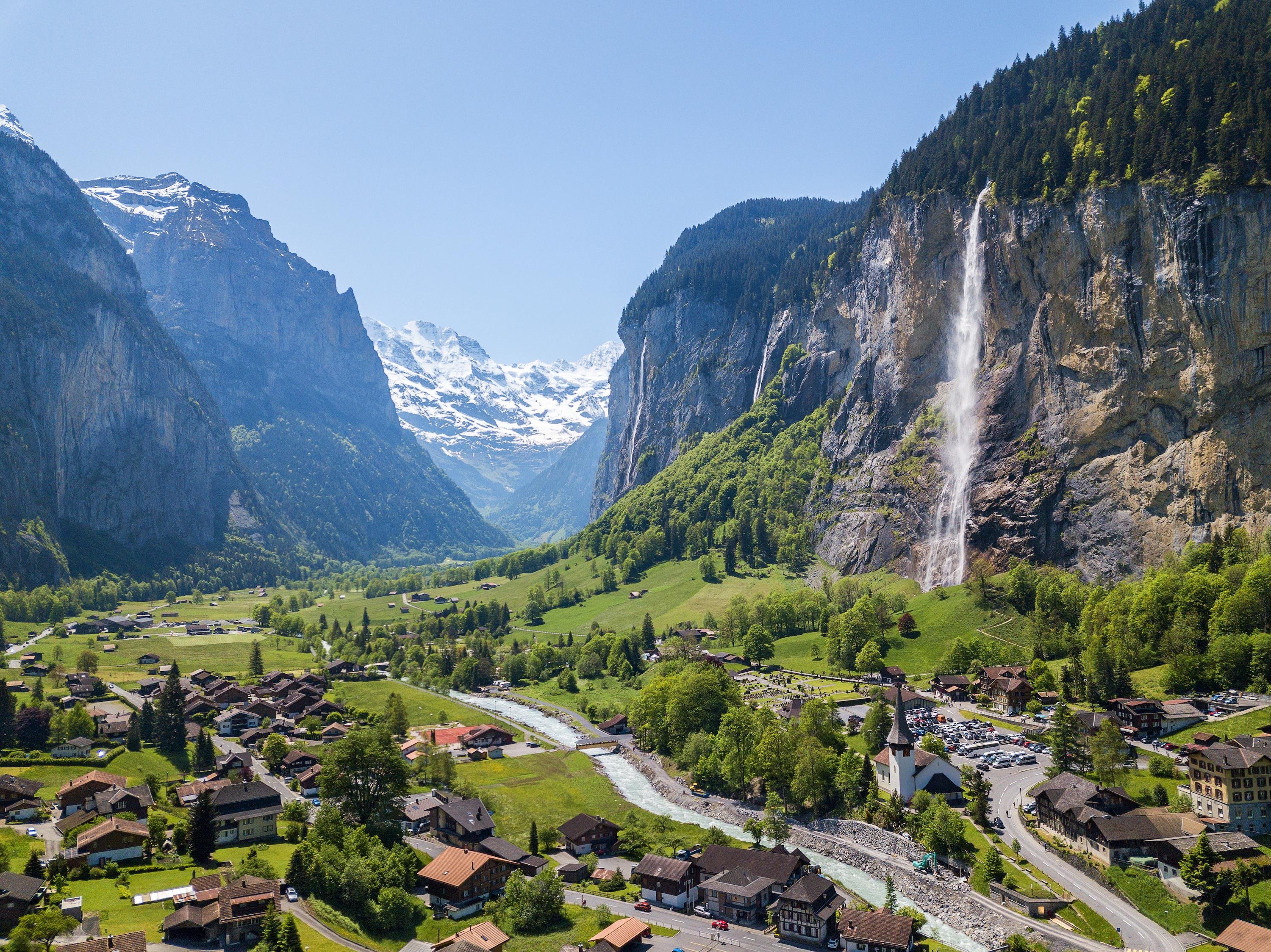 Private Lauterbrunnen Waterfalls & Valley Day Trip from Interlaken