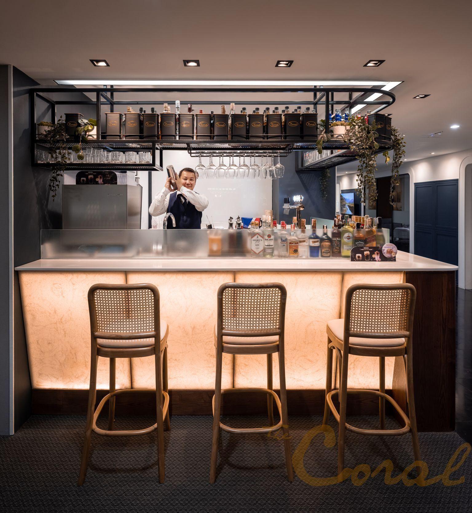 Suvarnabhumi Airport: Coral Lounge Day Pass