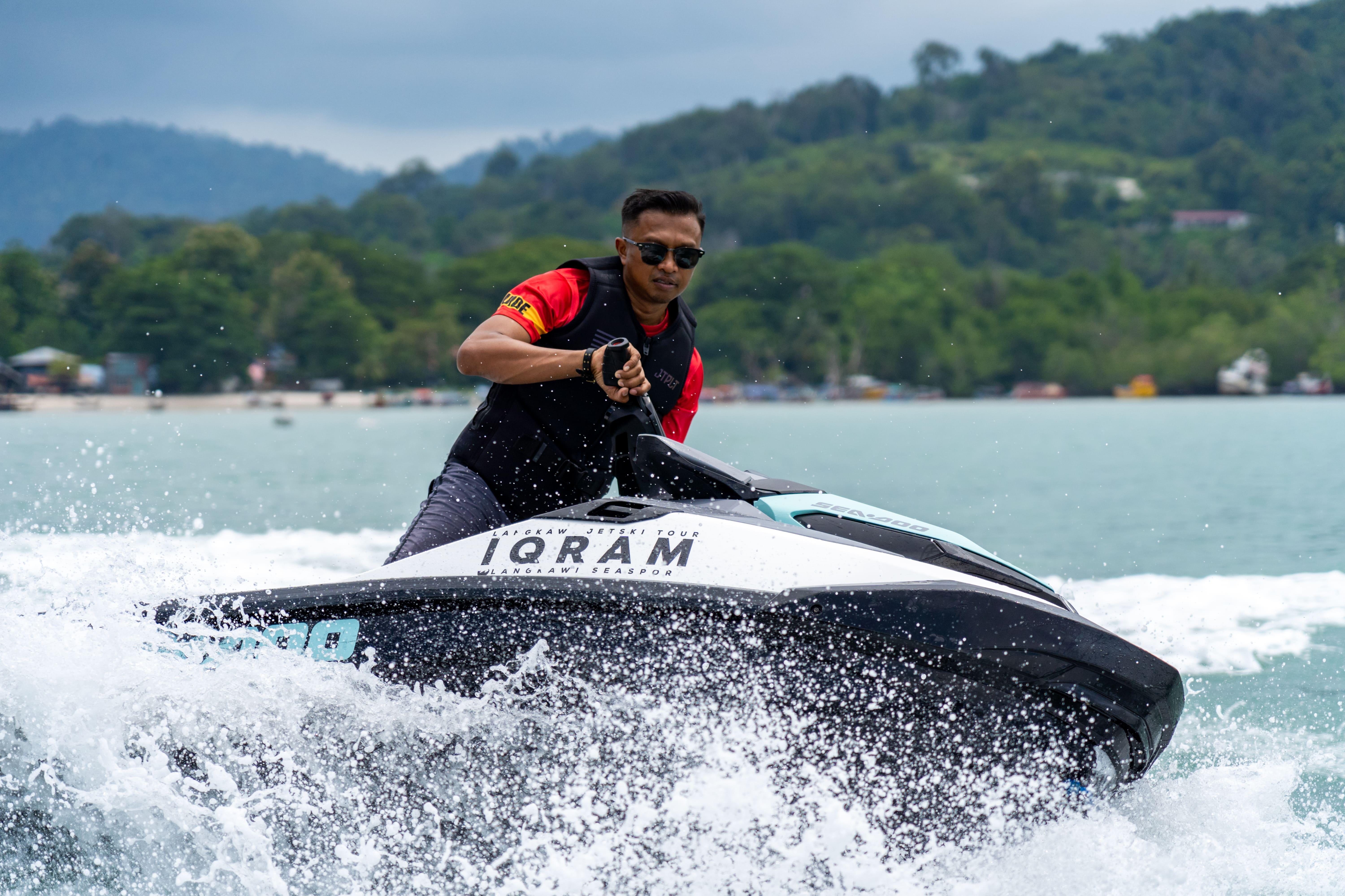 Jet Ski Adventure to Pulau Tuba with Prawn Noodles