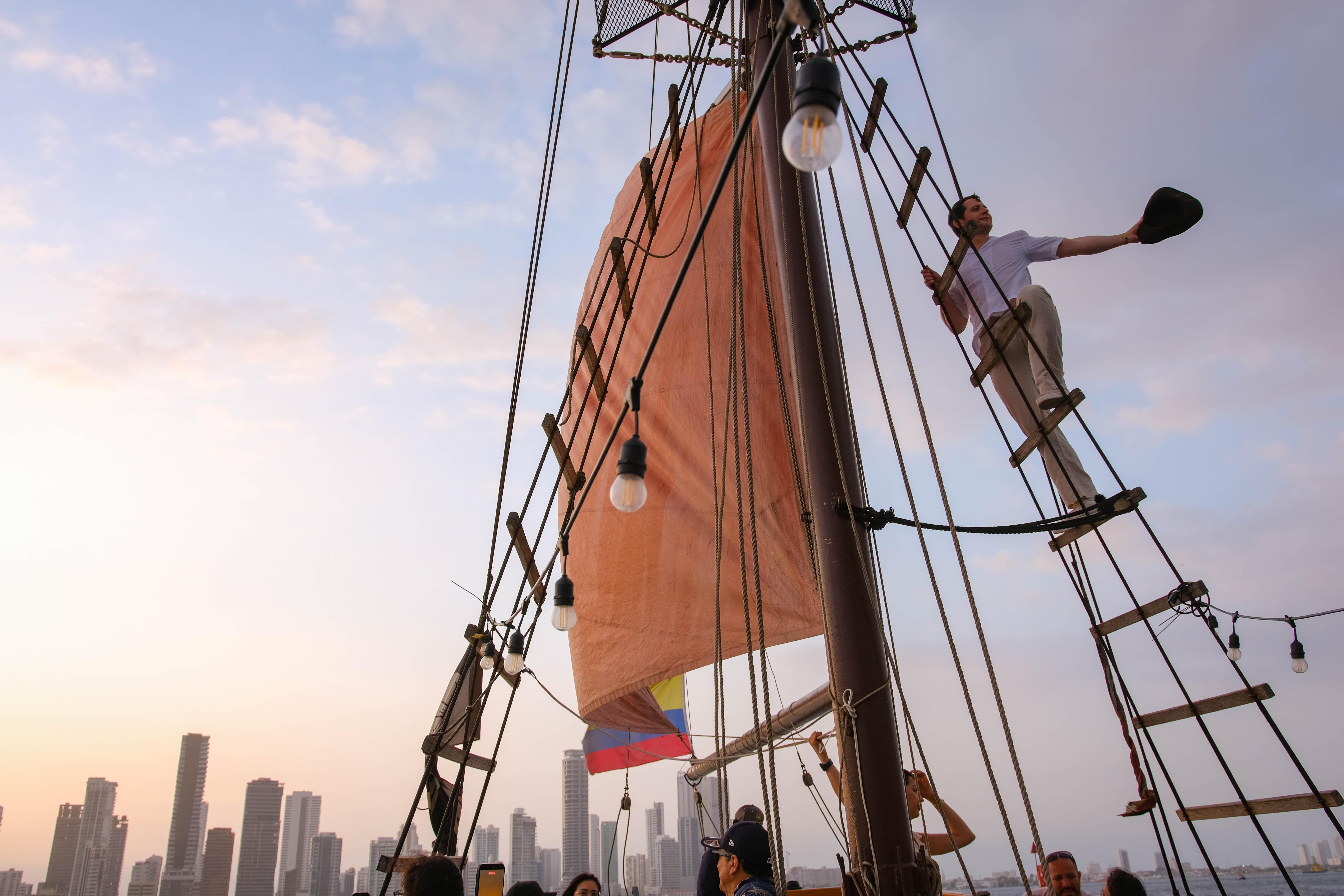 Cartagena Historic Walking Tour & Pirate Ship Sunset Cruise