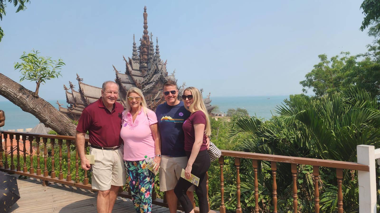 Laem Chabang: Private Pattaya City Tour & Sanctuary of Truth