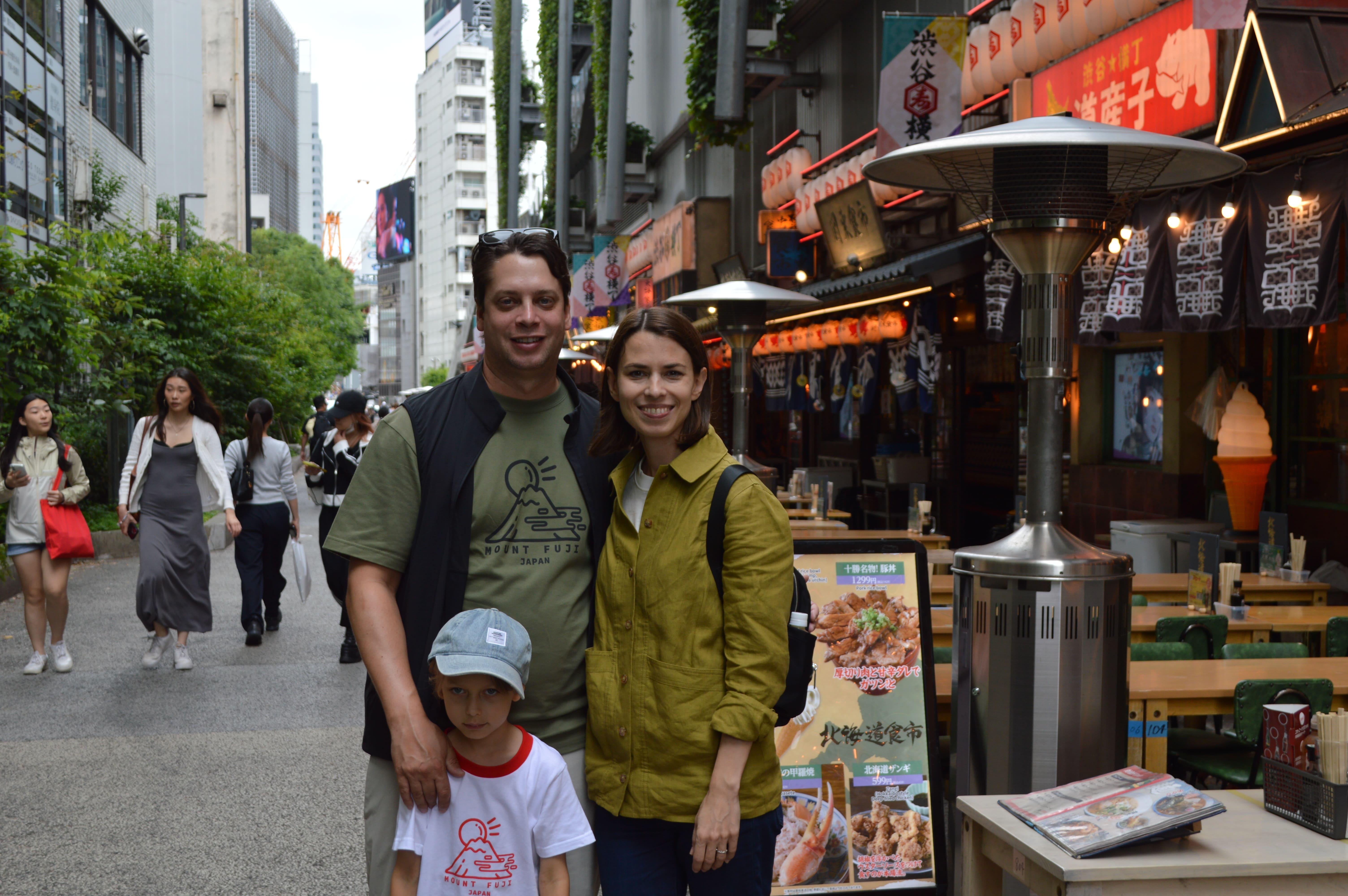 Shibuya Pop Culture Walk & Sky Observation Tour