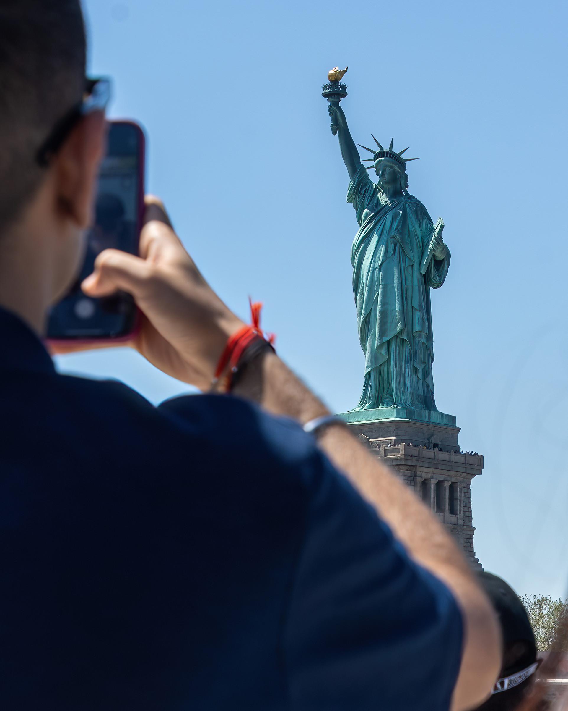 Statue of Liberty Express Hudson River Cruise