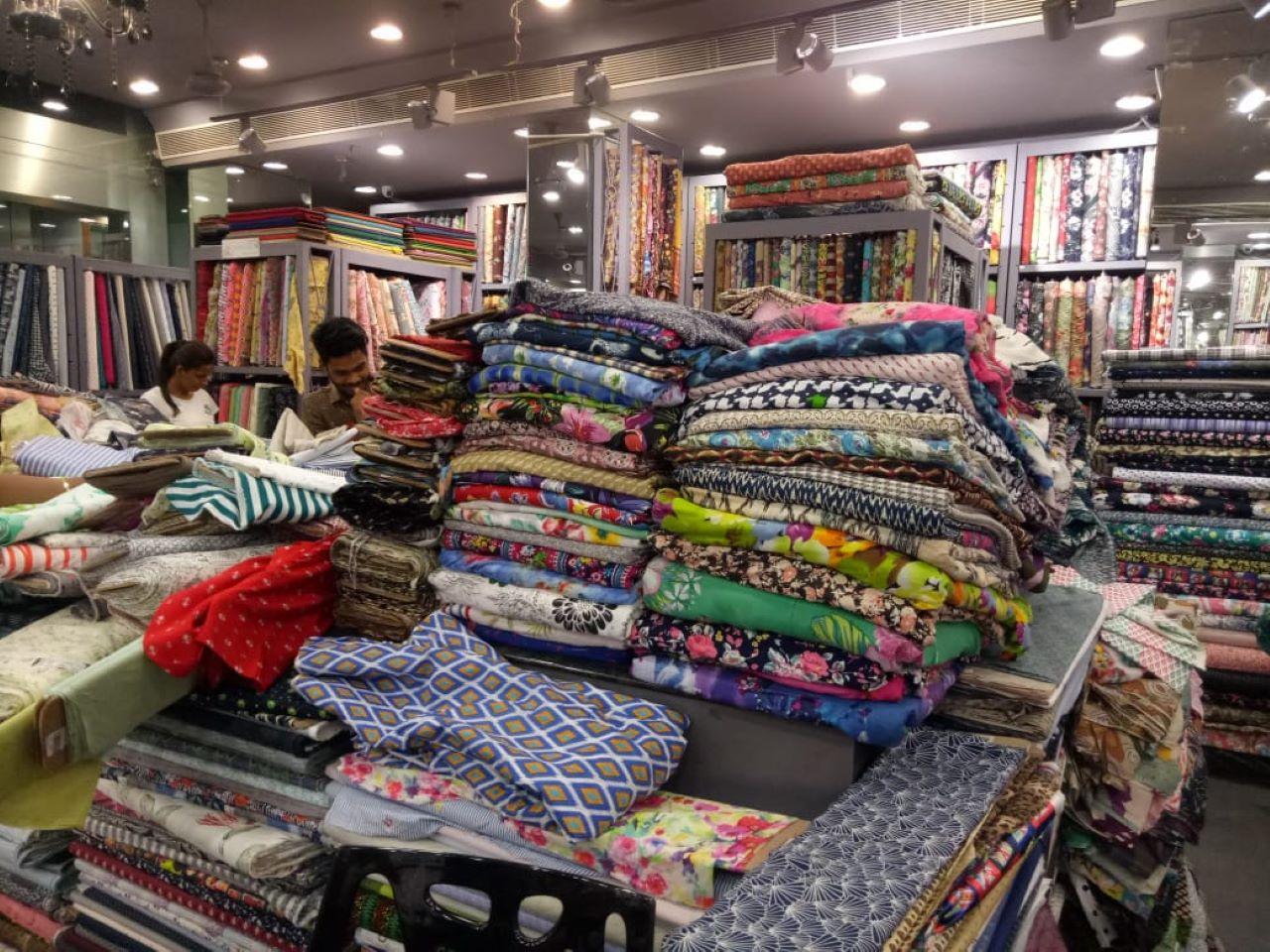 Delhi Insider’s Shopping & Heritage Day Tour