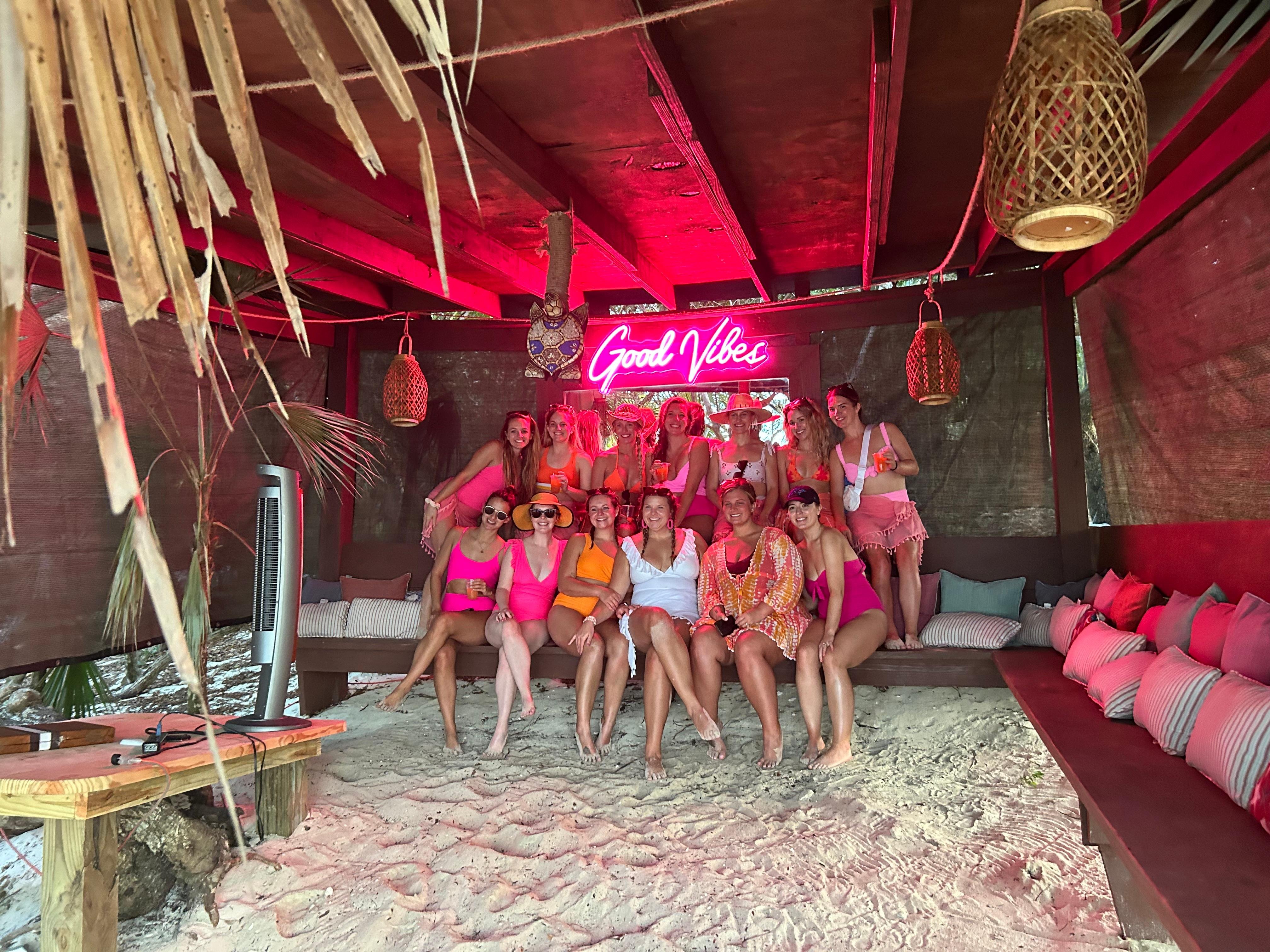 Nassau Powerboat Adventure: Snorkeling, Green Cay Turtles & Private Beach Club