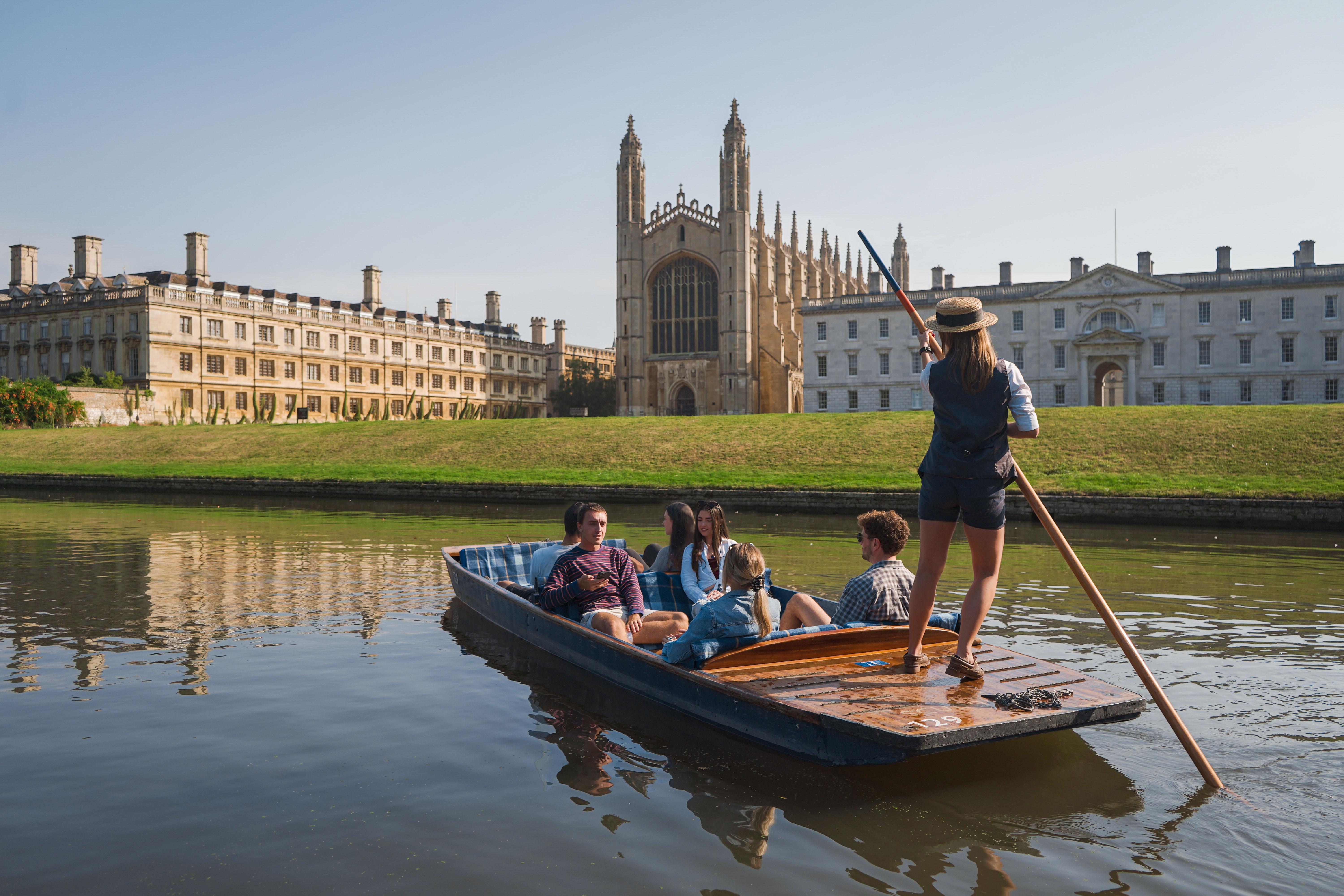 Shared River Punting Tour on the Cam