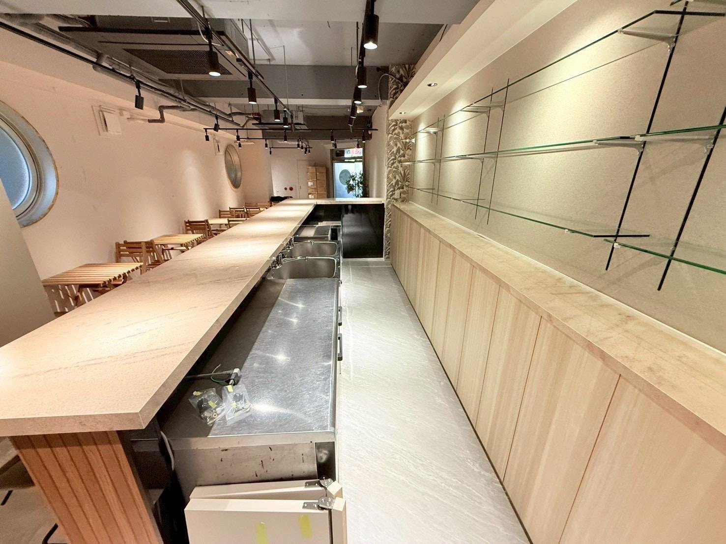 京都マッスルバー入場チケット：木屋町ナイトライフショー